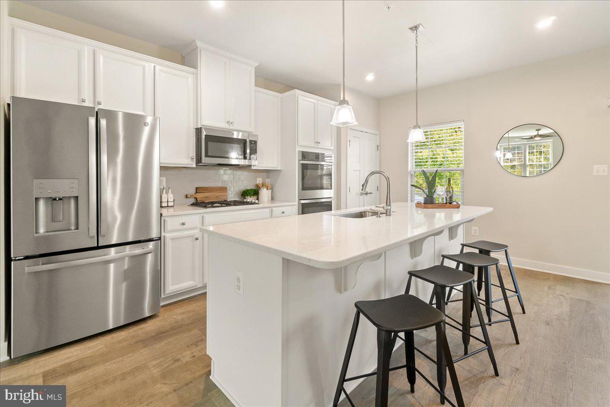 MONTGOMERY VILLAGE - Residential