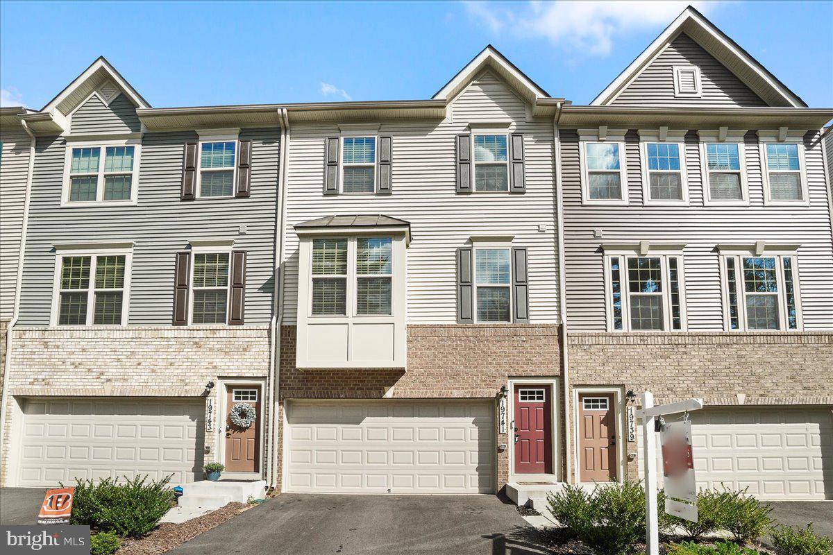 MONTGOMERY VILLAGE - Residential