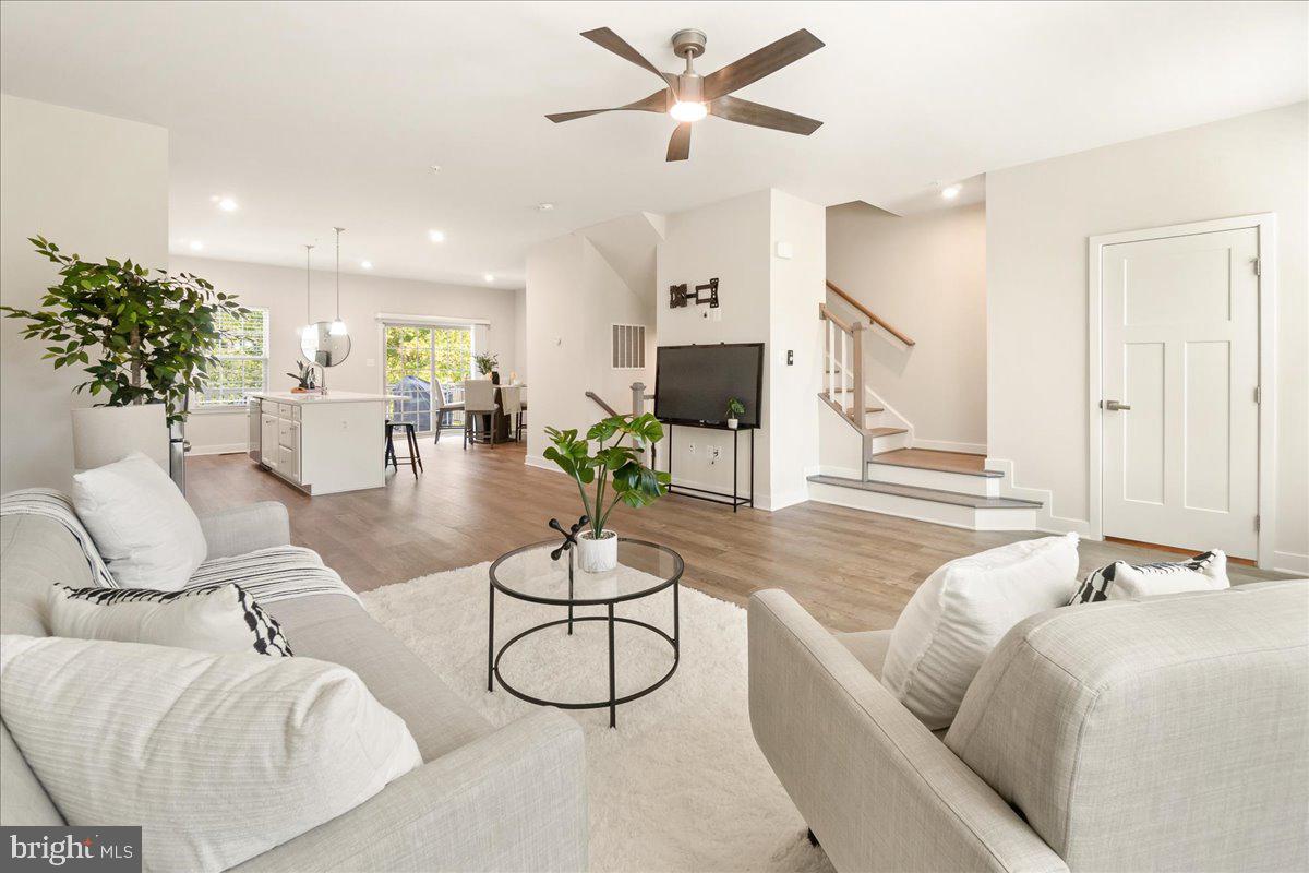 MONTGOMERY VILLAGE - Residential