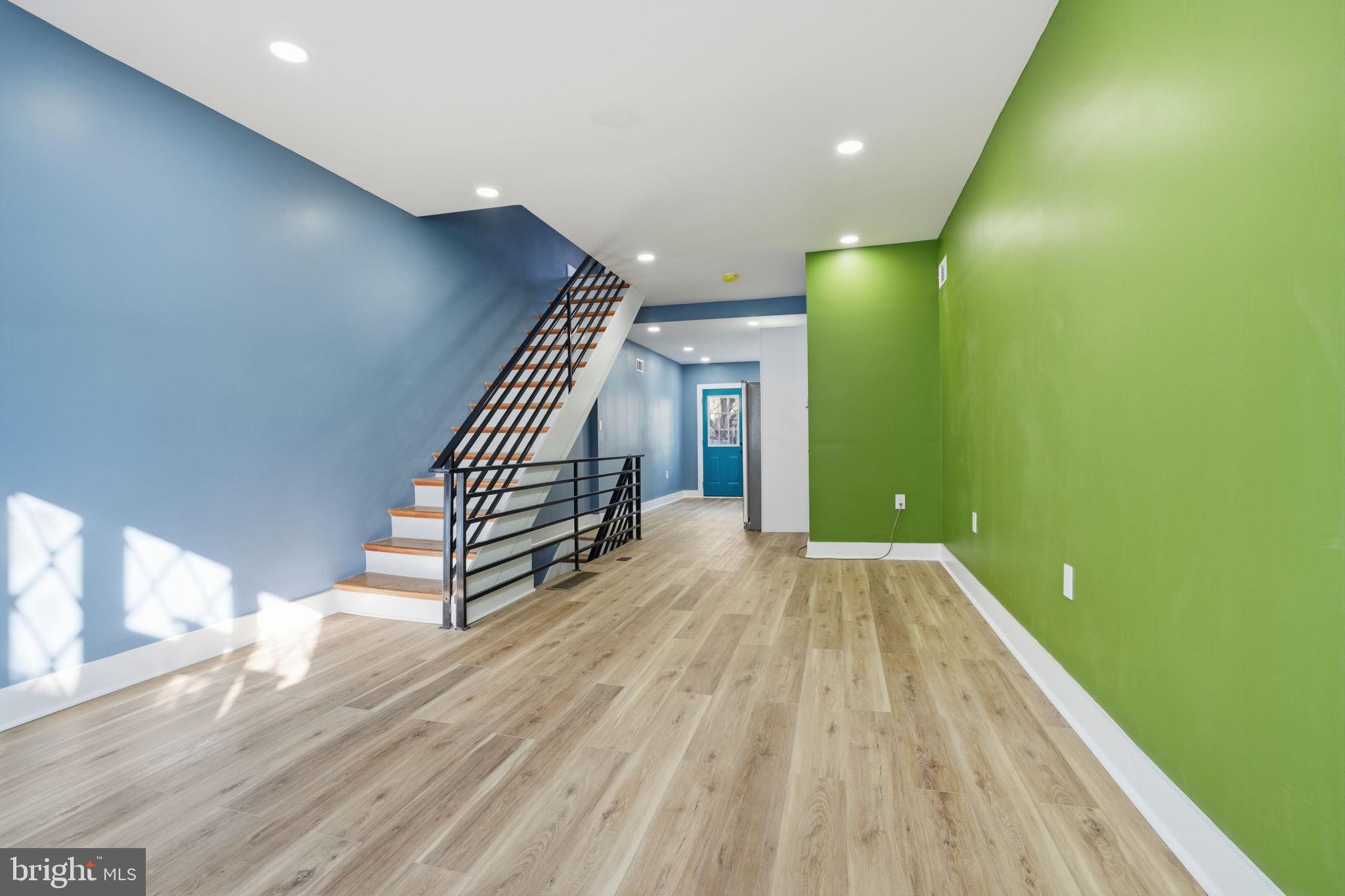 LOWER MOYAMENSING - Residential