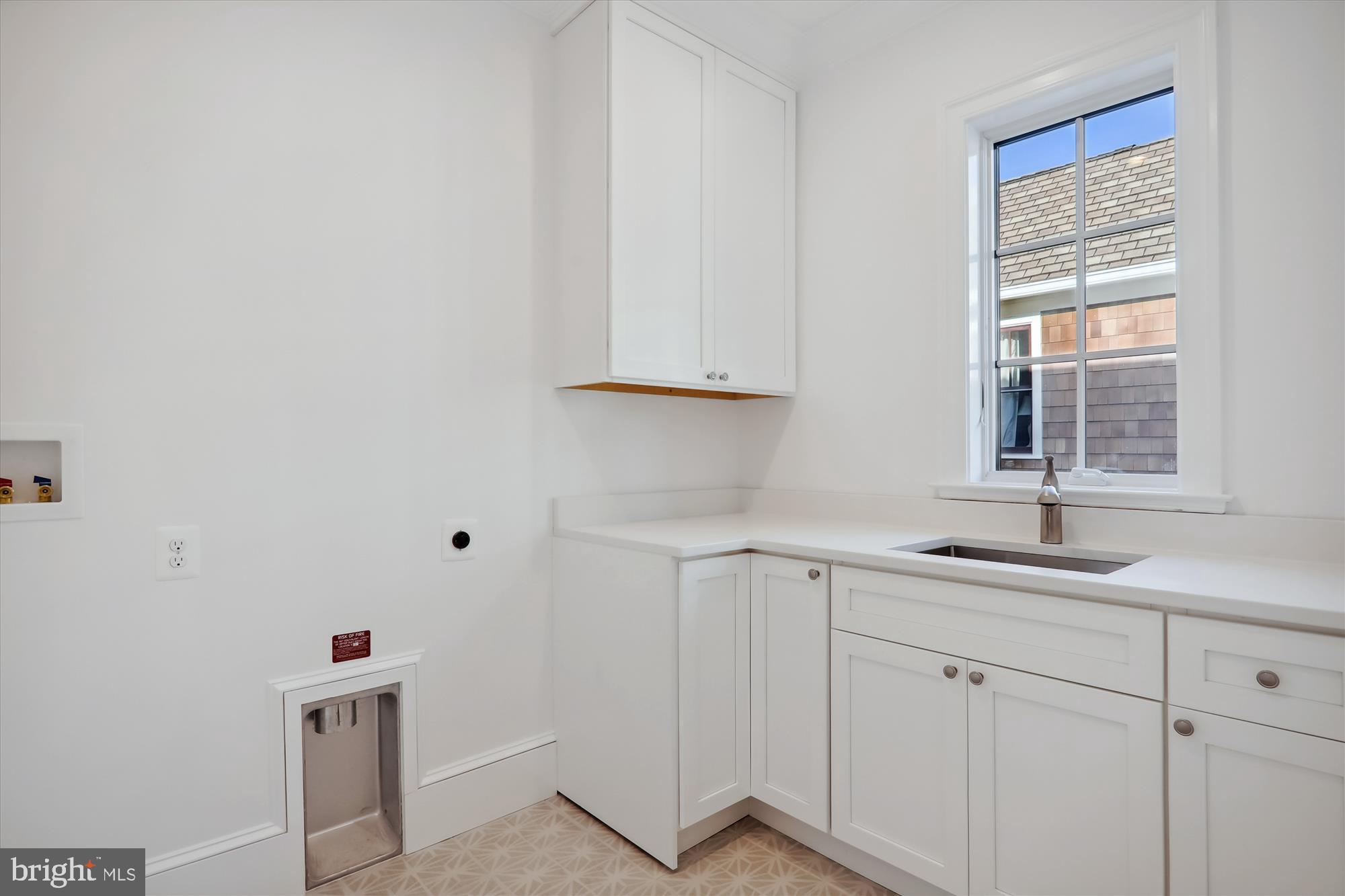 CHEVY CHASE MANOR - Residential