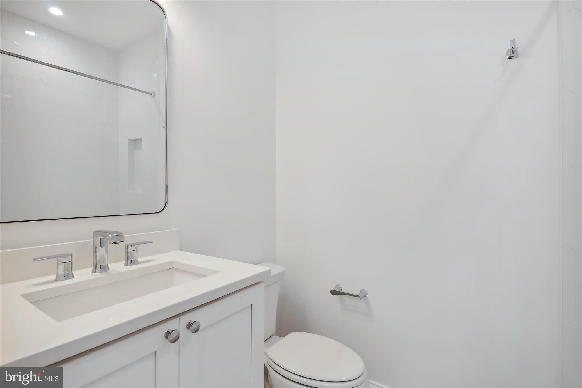 CHEVY CHASE MANOR - Residential