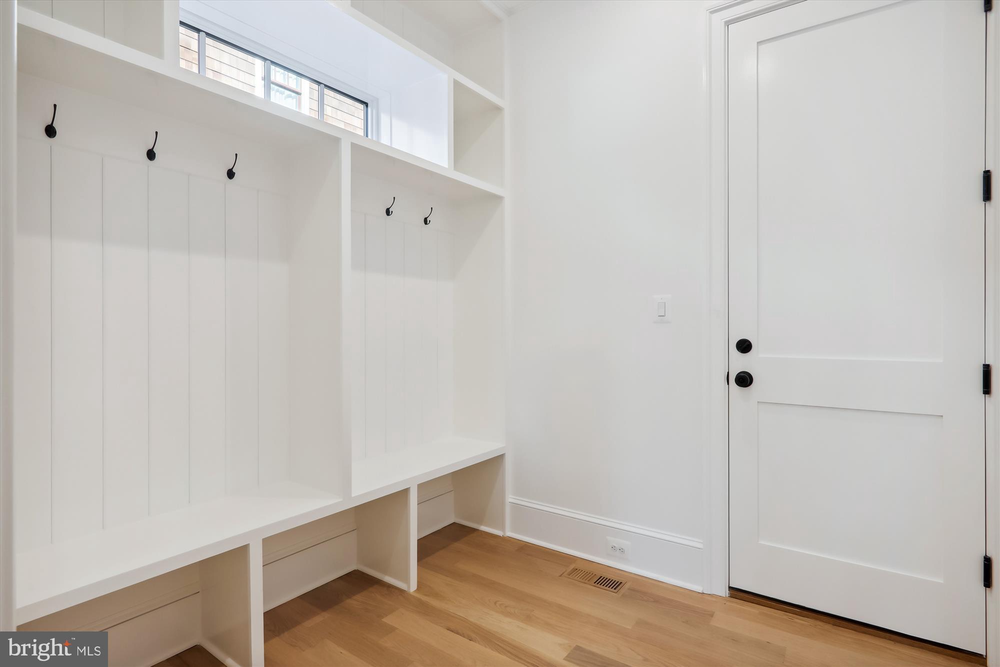 CHEVY CHASE MANOR - Residential