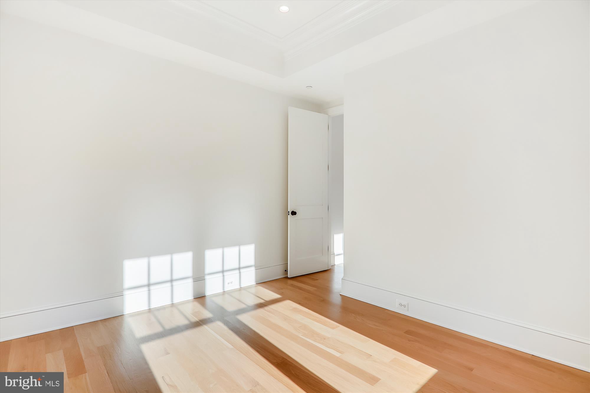 CHEVY CHASE MANOR - Residential