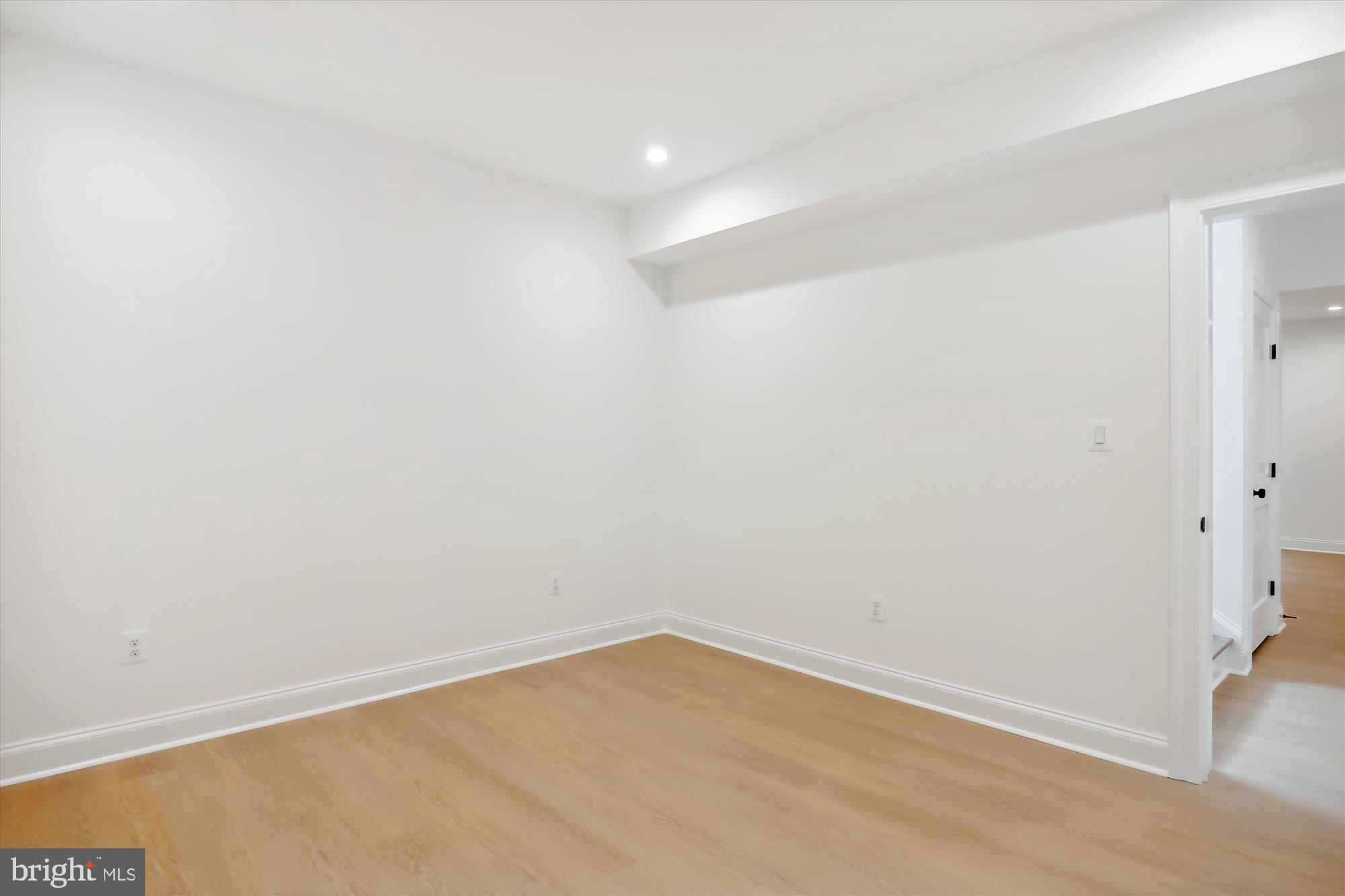 CHEVY CHASE MANOR - Residential