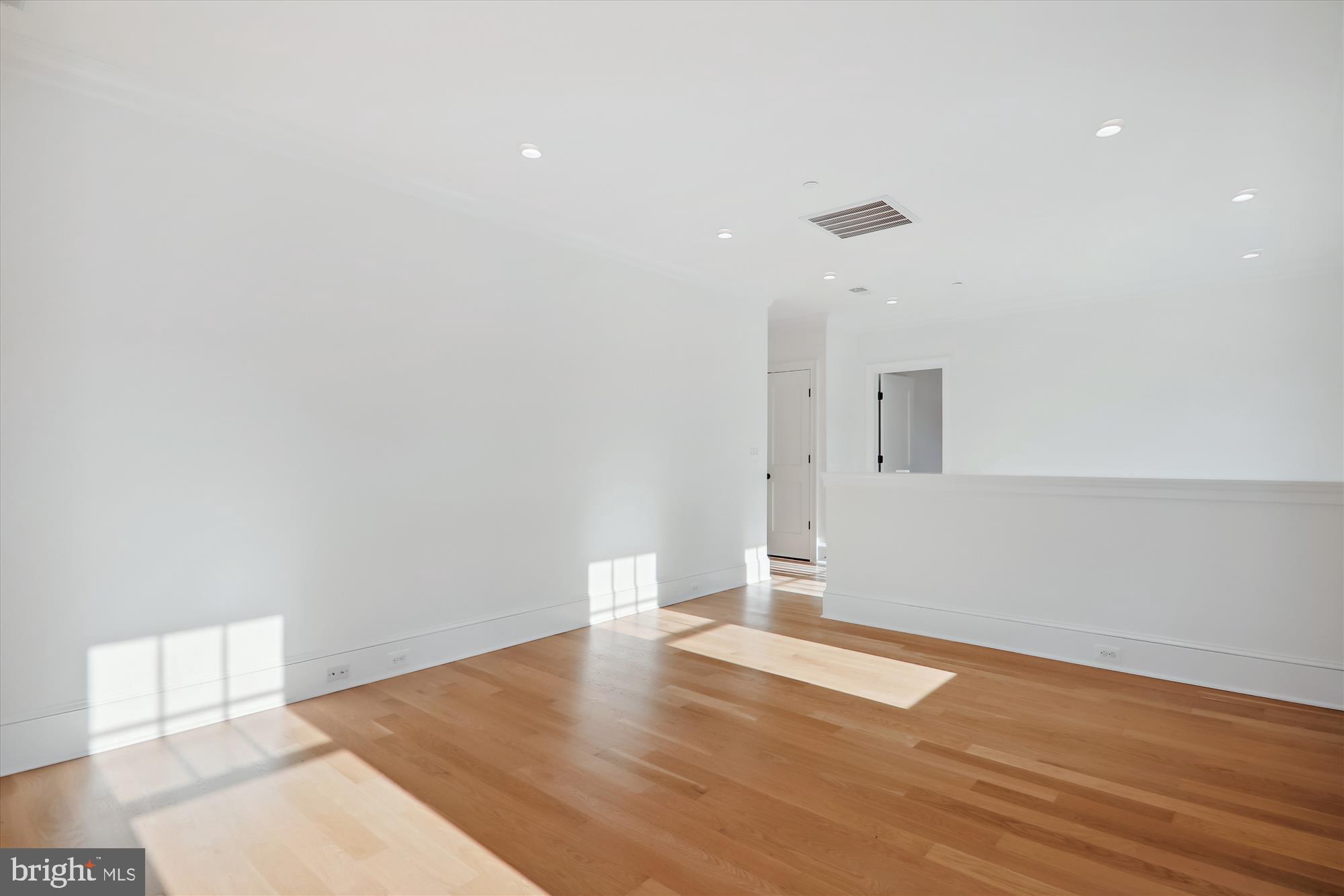 CHEVY CHASE MANOR - Residential