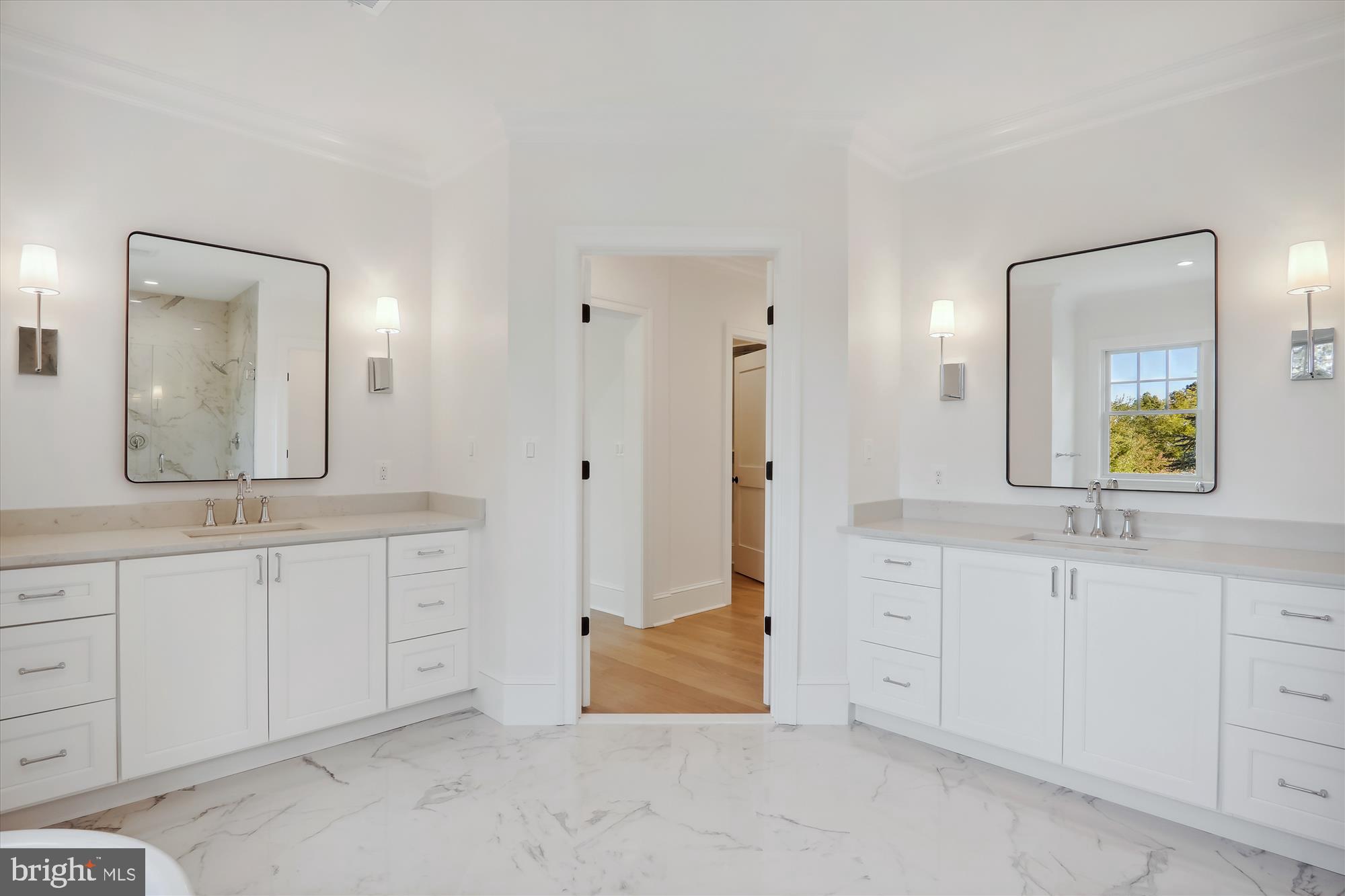 CHEVY CHASE MANOR - Residential