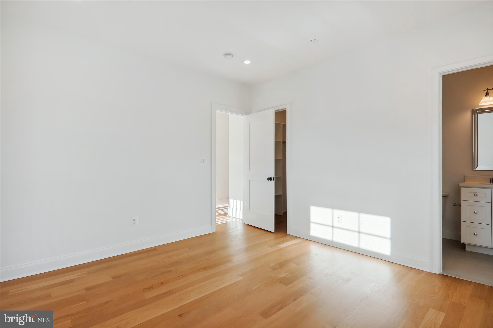 CHEVY CHASE MANOR - Residential