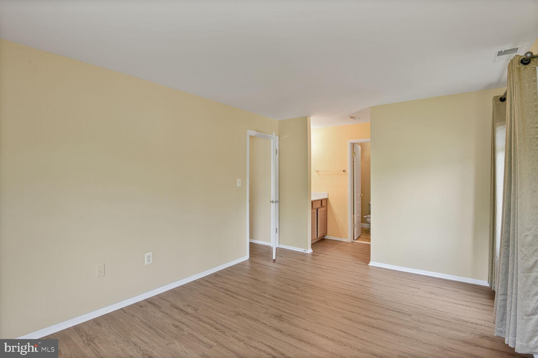 MALLARD COVE CONDOMINIUMS - Residential Lease