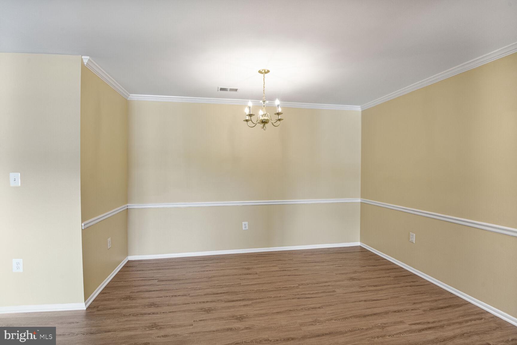 MALLARD COVE CONDOMINIUMS - Residential Lease