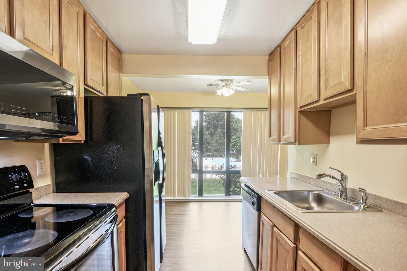 MALLARD COVE CONDOMINIUMS - Residential Lease