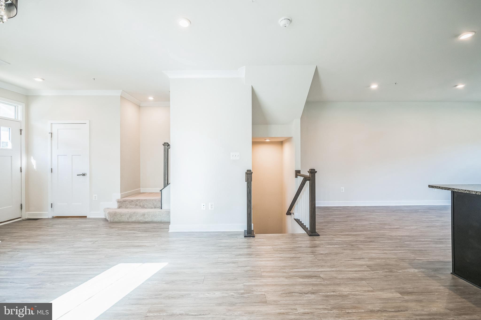 LAKE LINGANORE - Residential Lease