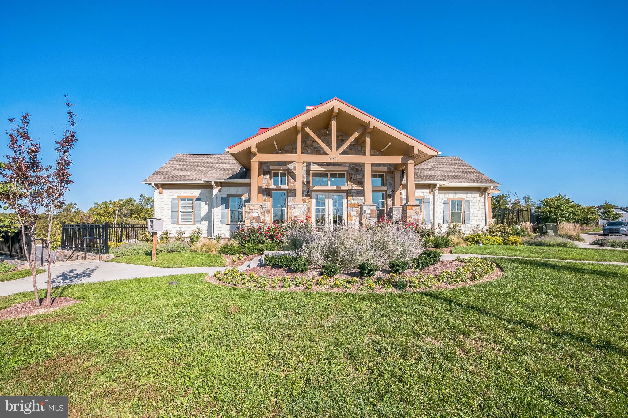 LAKE LINGANORE - Residential Lease