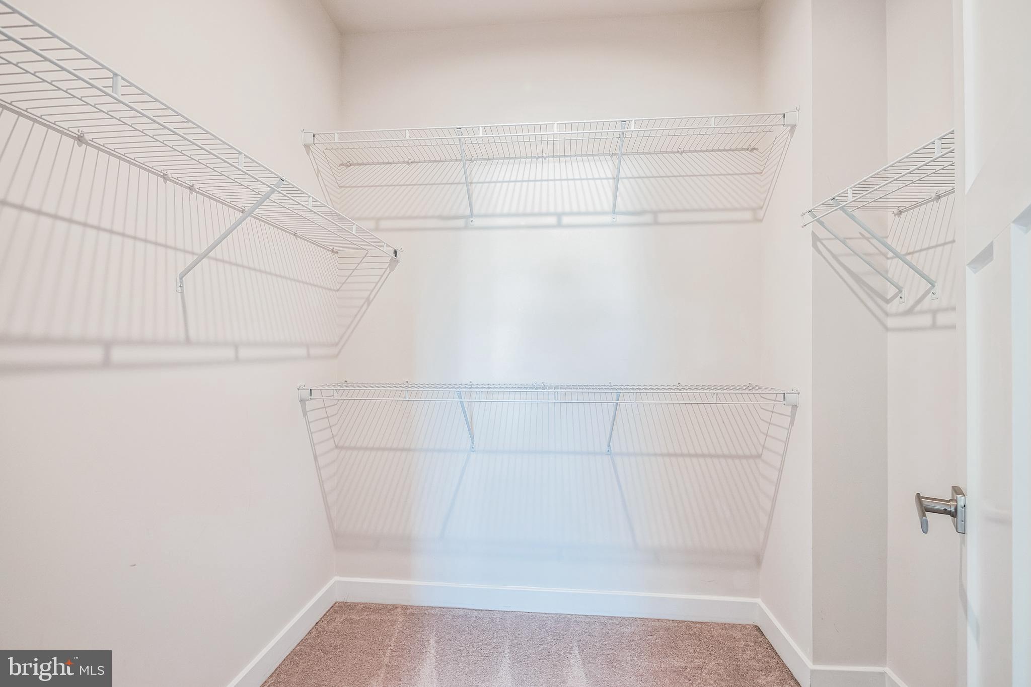 LAKE LINGANORE - Residential Lease