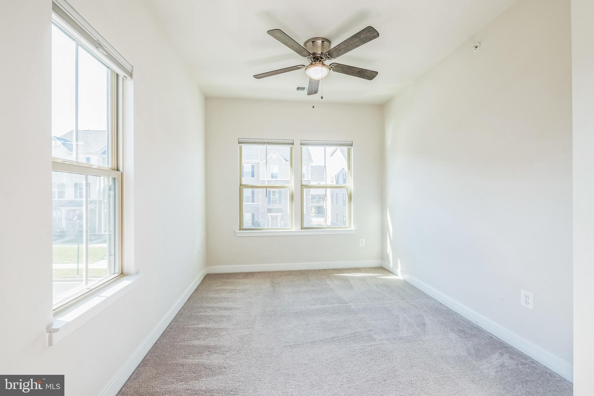 LAKE LINGANORE - Residential Lease