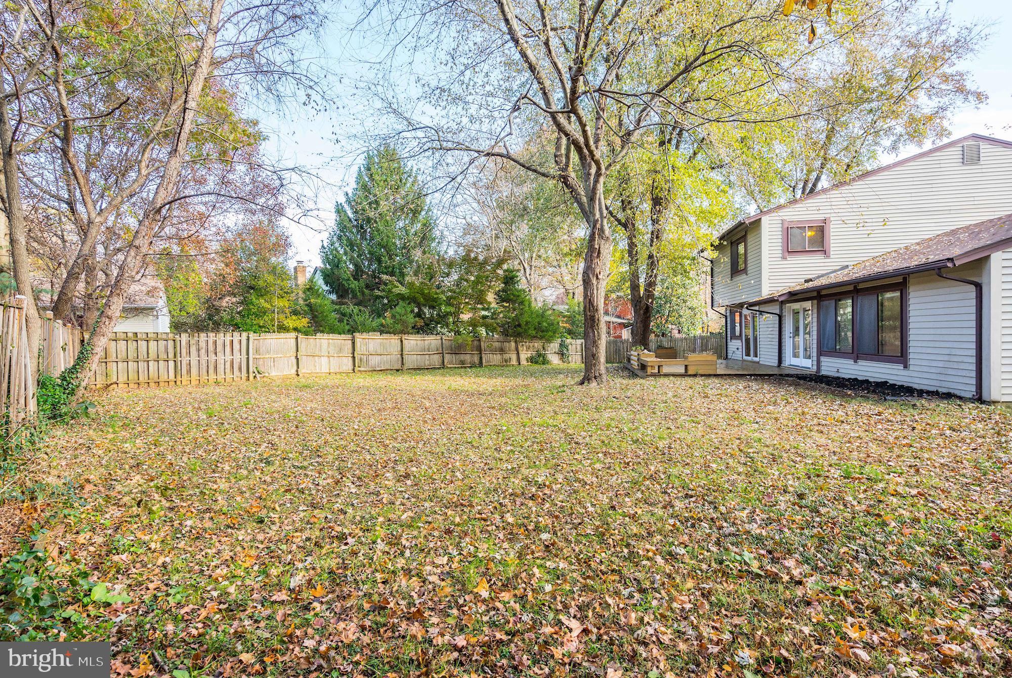 STONEYBROOKE - Residential