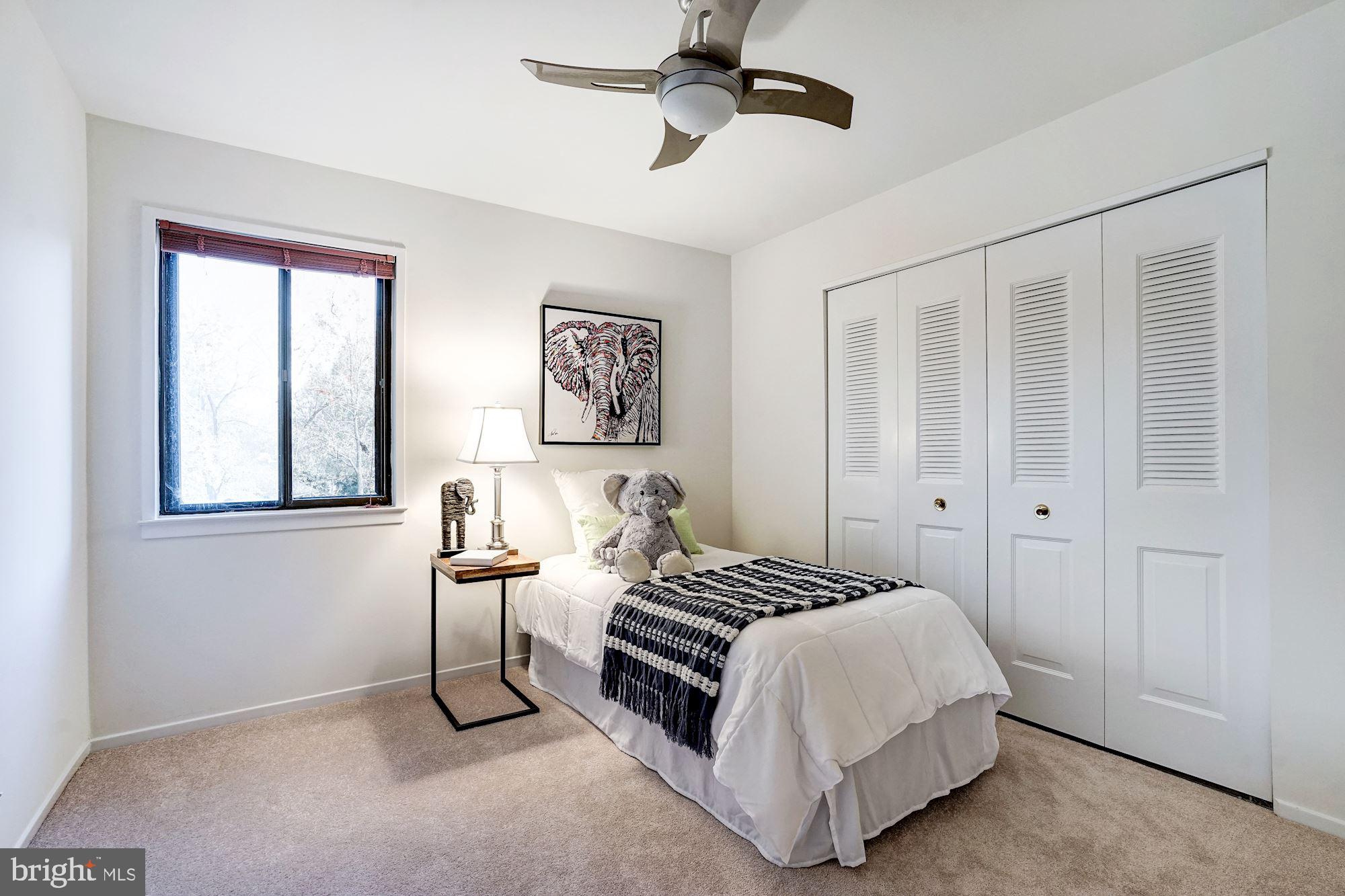 STONEYBROOKE - Residential