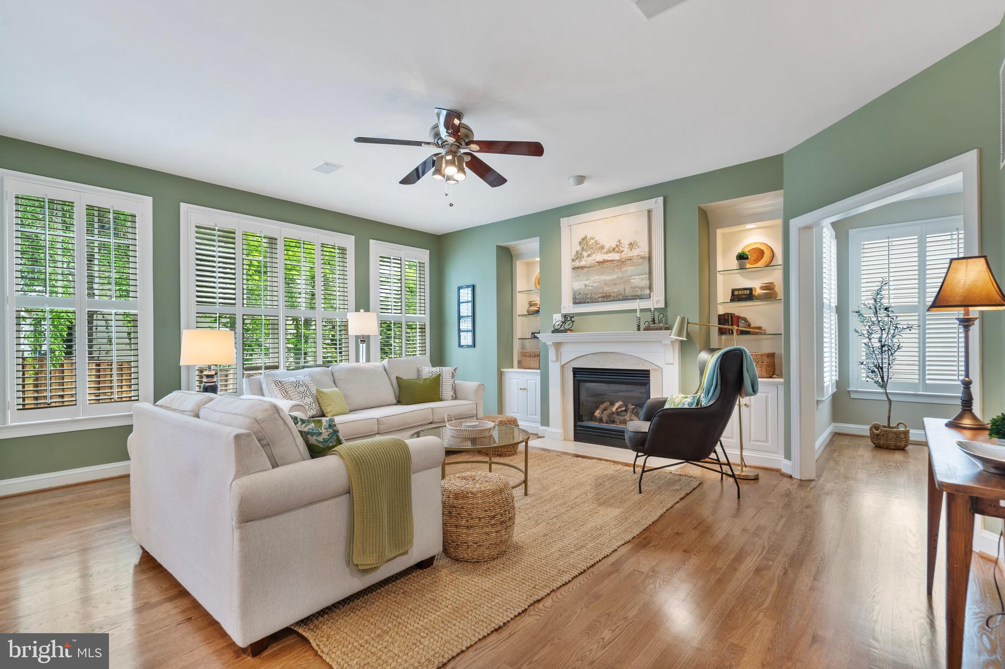 BERKSHIRE OAKWOOD - Residential