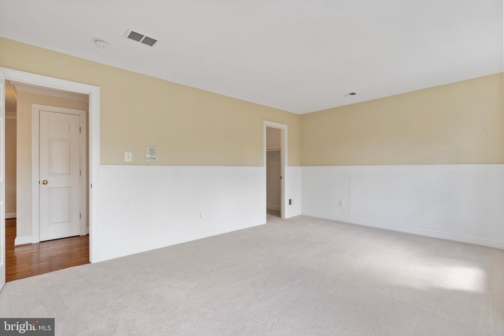 BERKSHIRE OAKWOOD - Residential