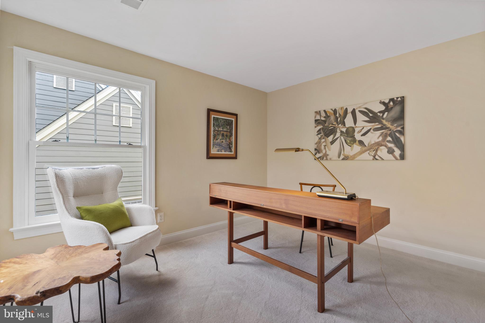 BERKSHIRE OAKWOOD - Residential