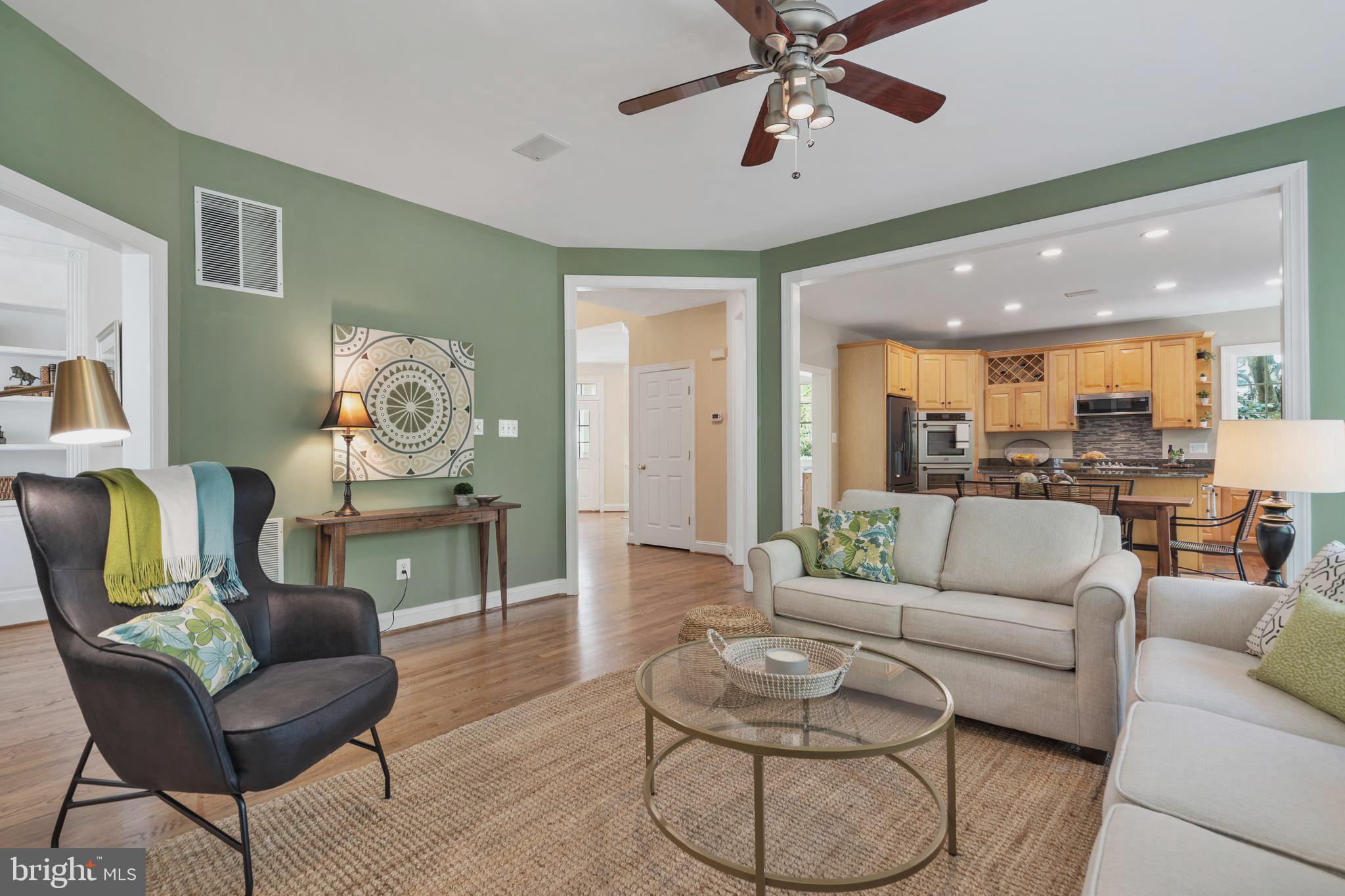 BERKSHIRE OAKWOOD - Residential