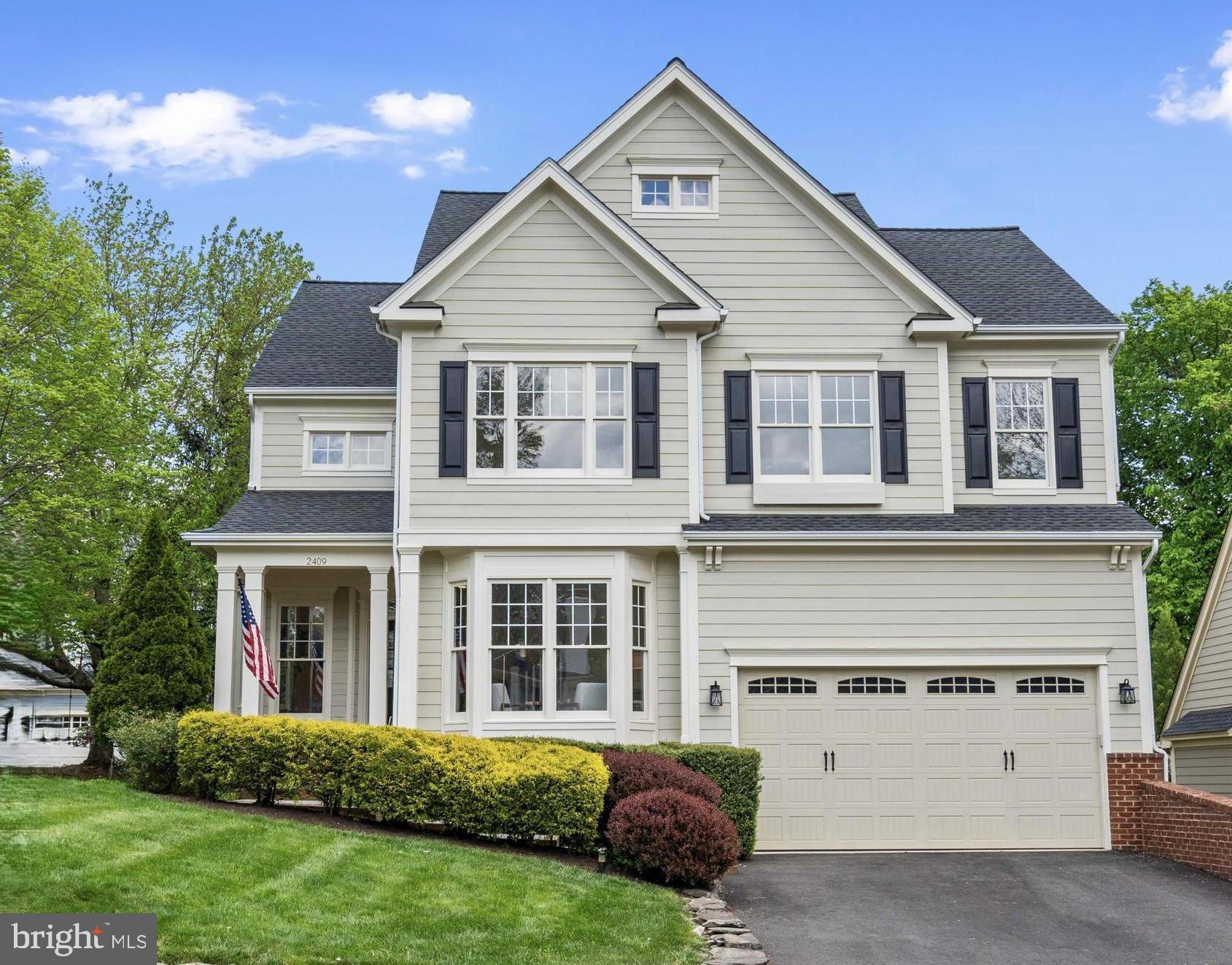 BERKSHIRE OAKWOOD - Residential