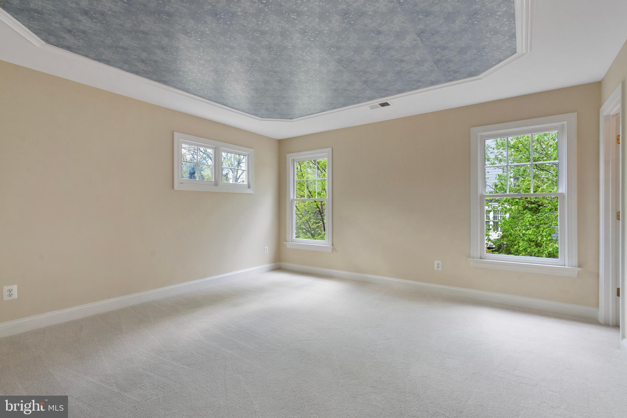 BERKSHIRE OAKWOOD - Residential