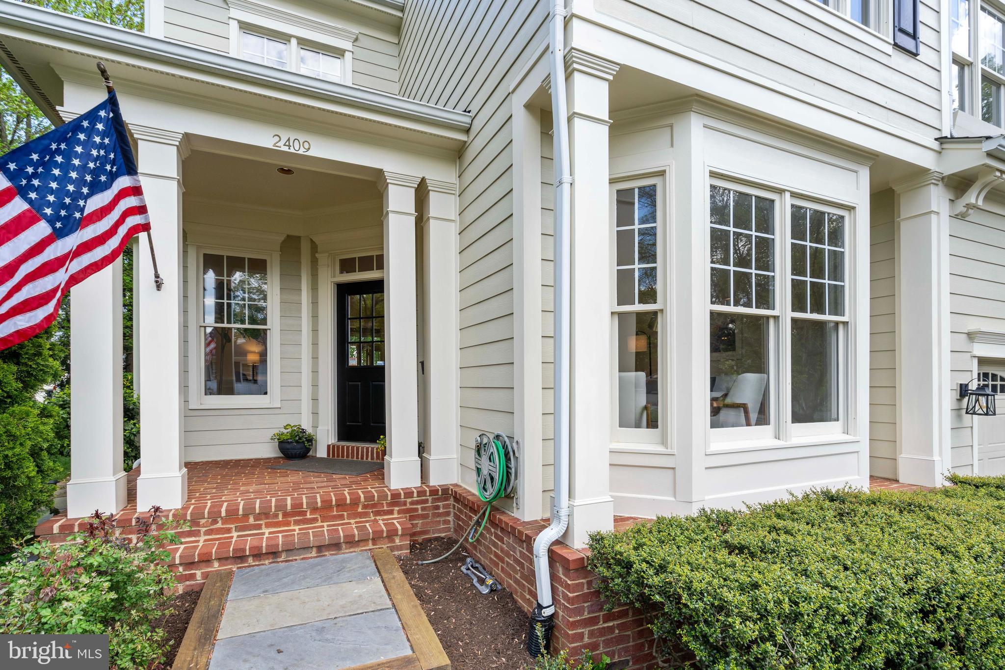 BERKSHIRE OAKWOOD - Residential