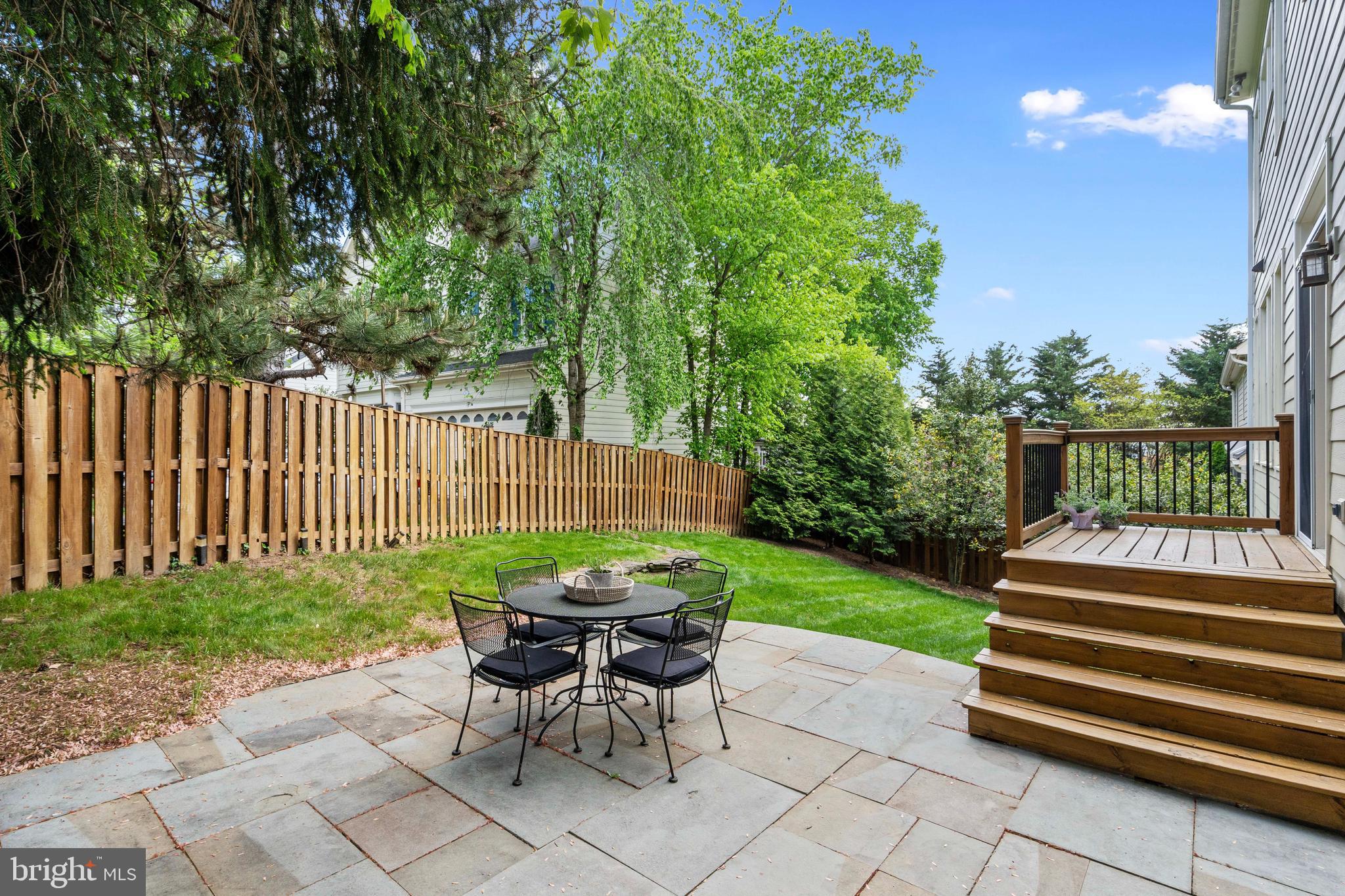 BERKSHIRE OAKWOOD - Residential