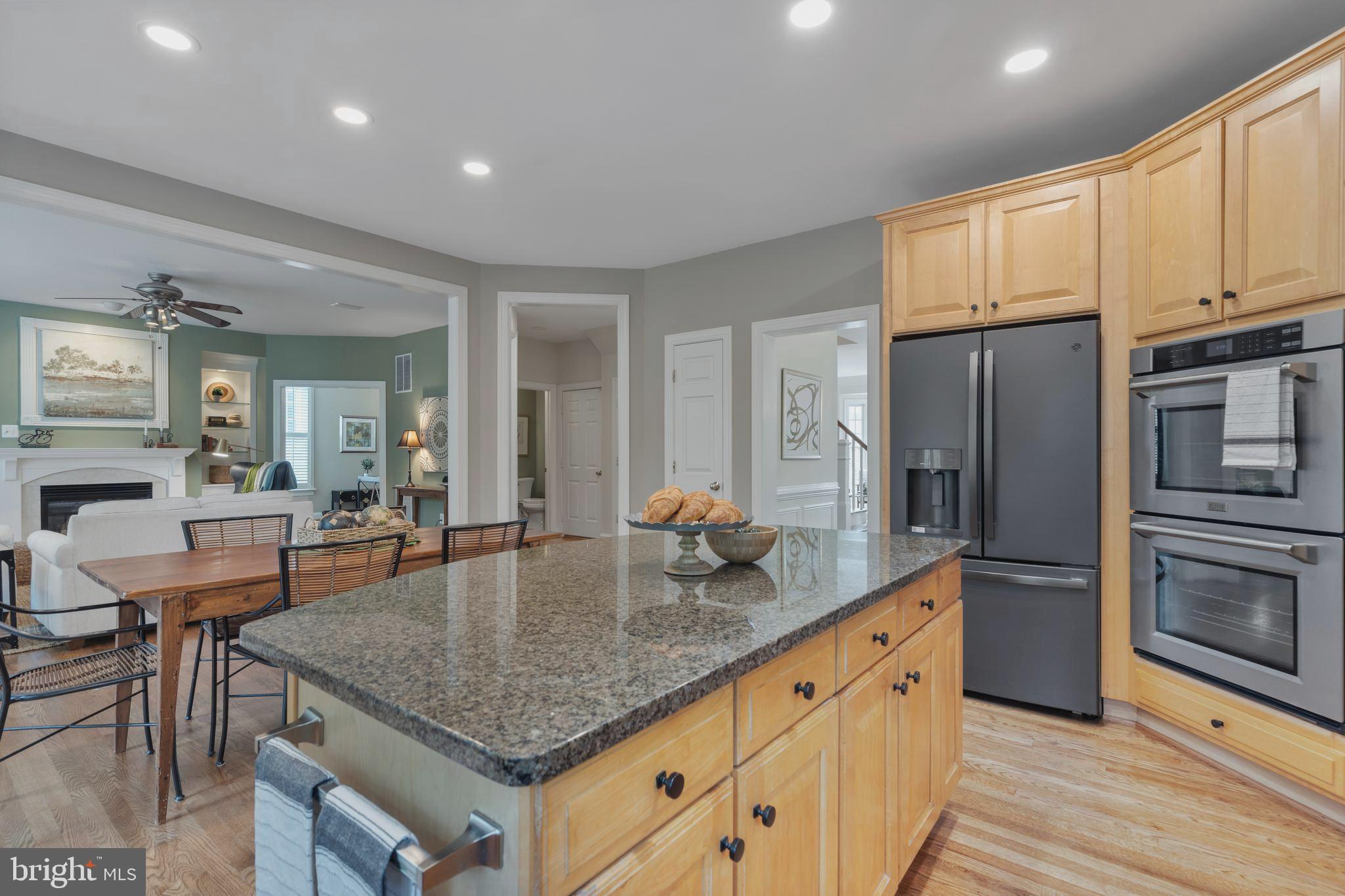 BERKSHIRE OAKWOOD - Residential