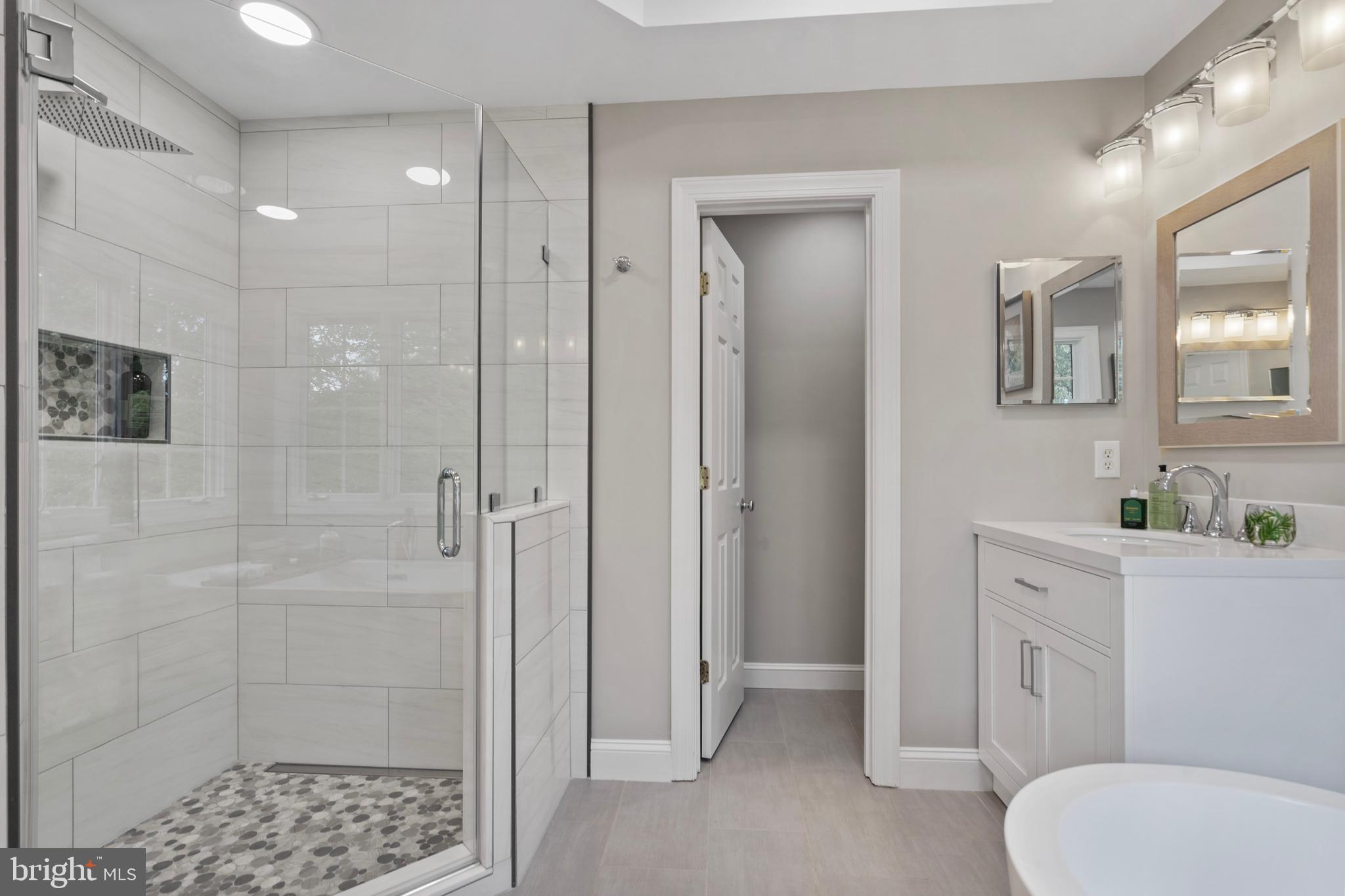 BERKSHIRE OAKWOOD - Residential