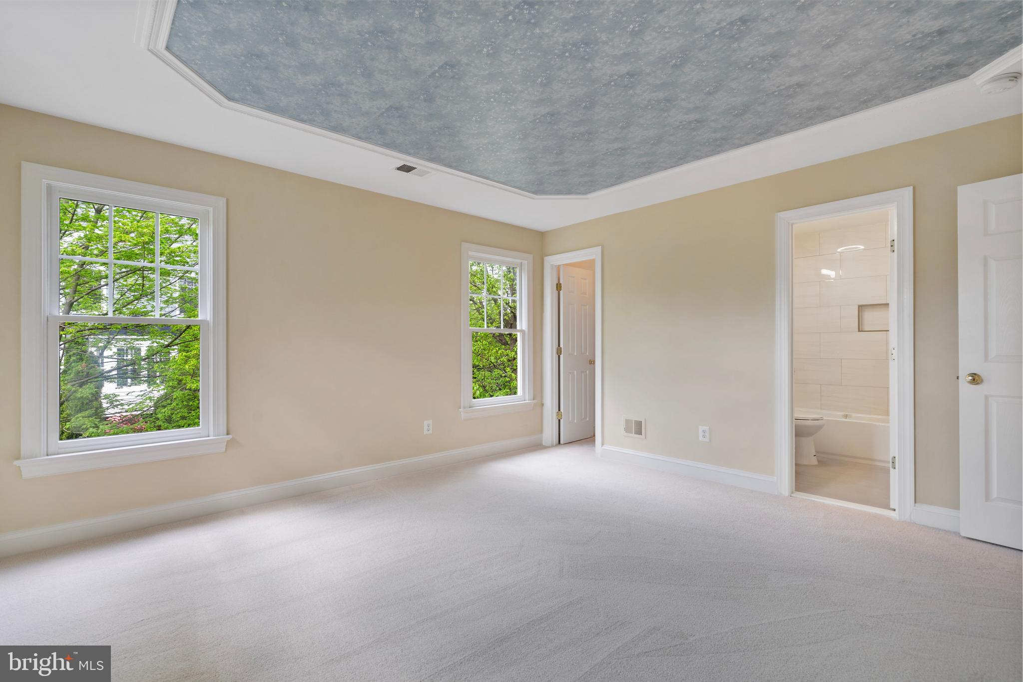 BERKSHIRE OAKWOOD - Residential