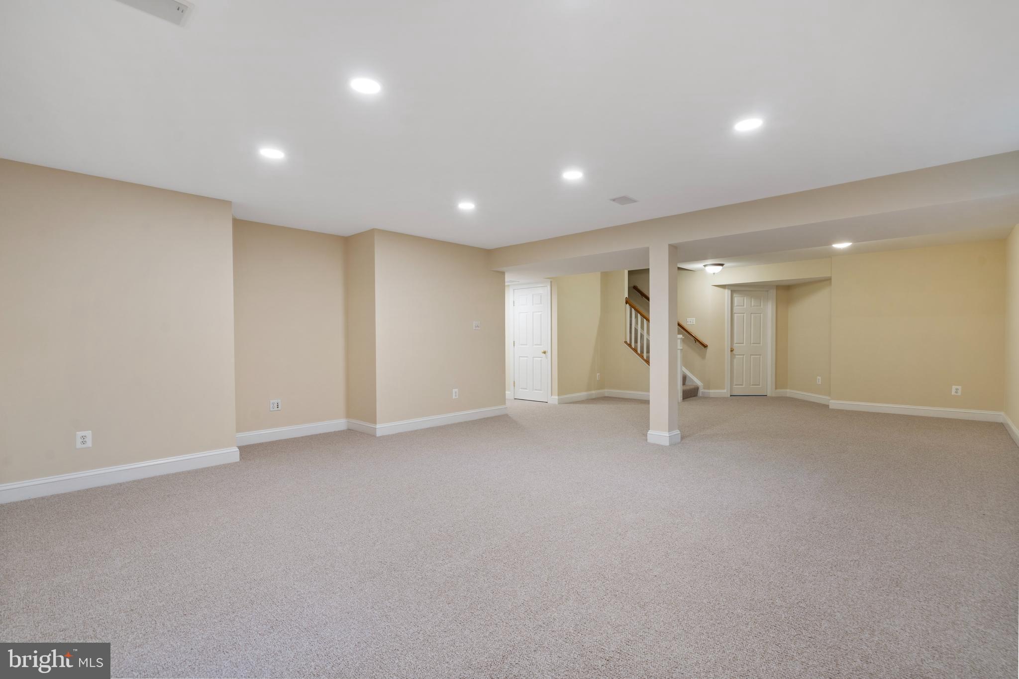 BERKSHIRE OAKWOOD - Residential