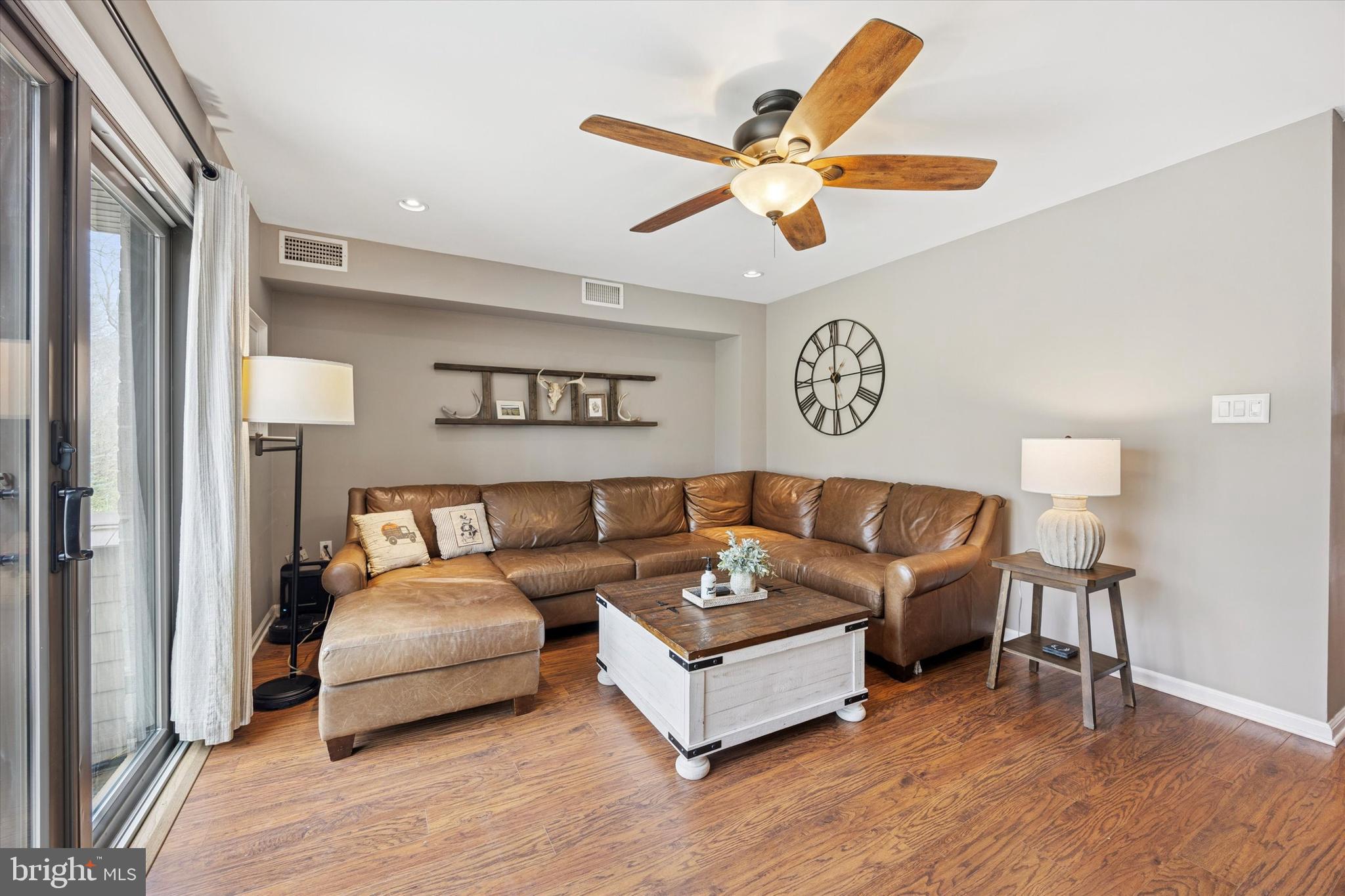 VALLEYBROOK - Residential