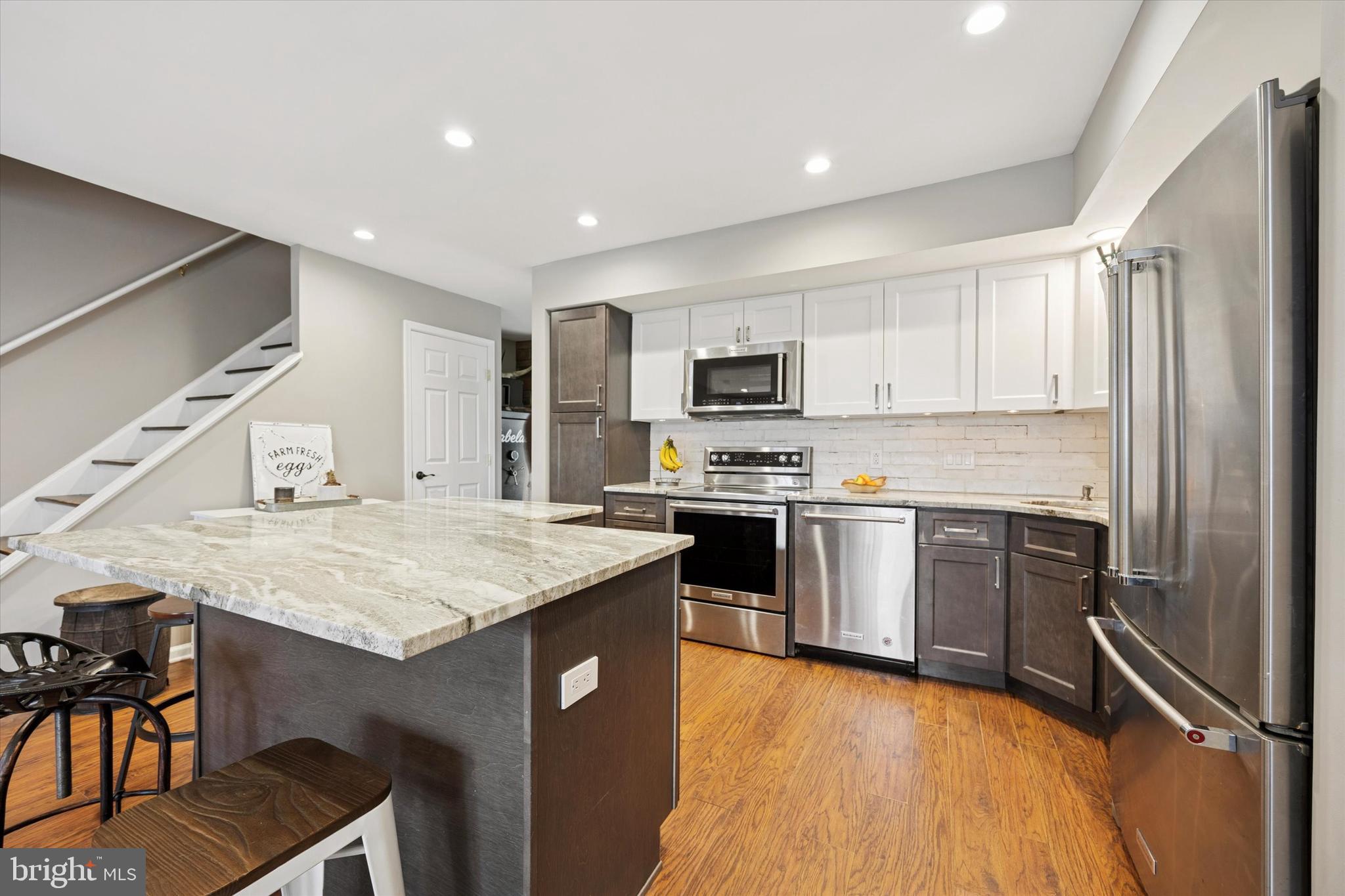 VALLEYBROOK - Residential