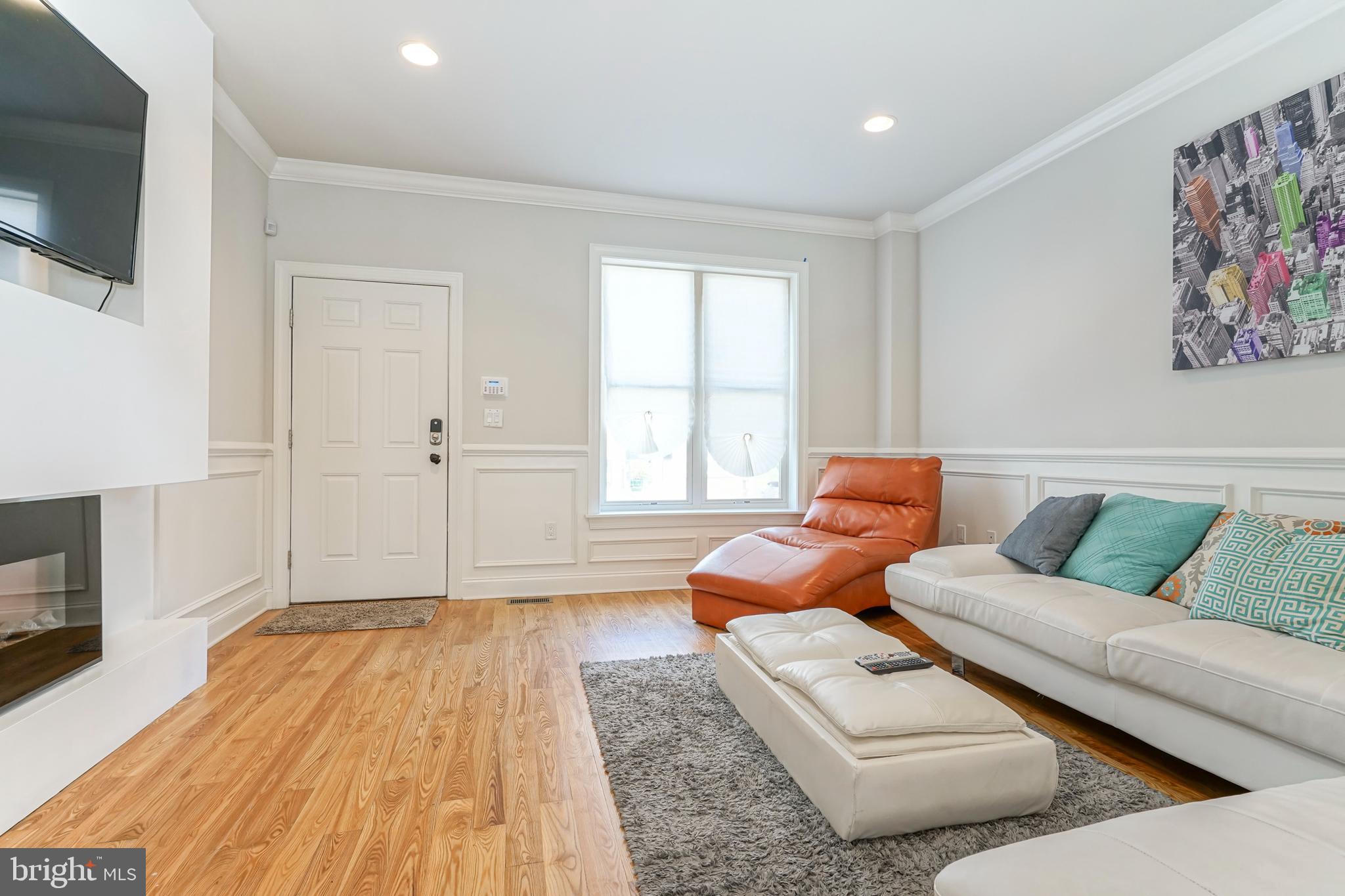 POINT BREEZE - Residential