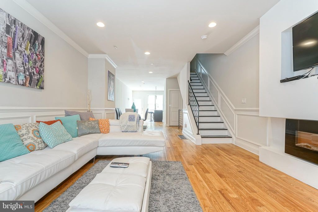 Photo of 2332 Ellsworth Street, PHILADELPHIA, PA 19146 (MLS # PAPH2601068)