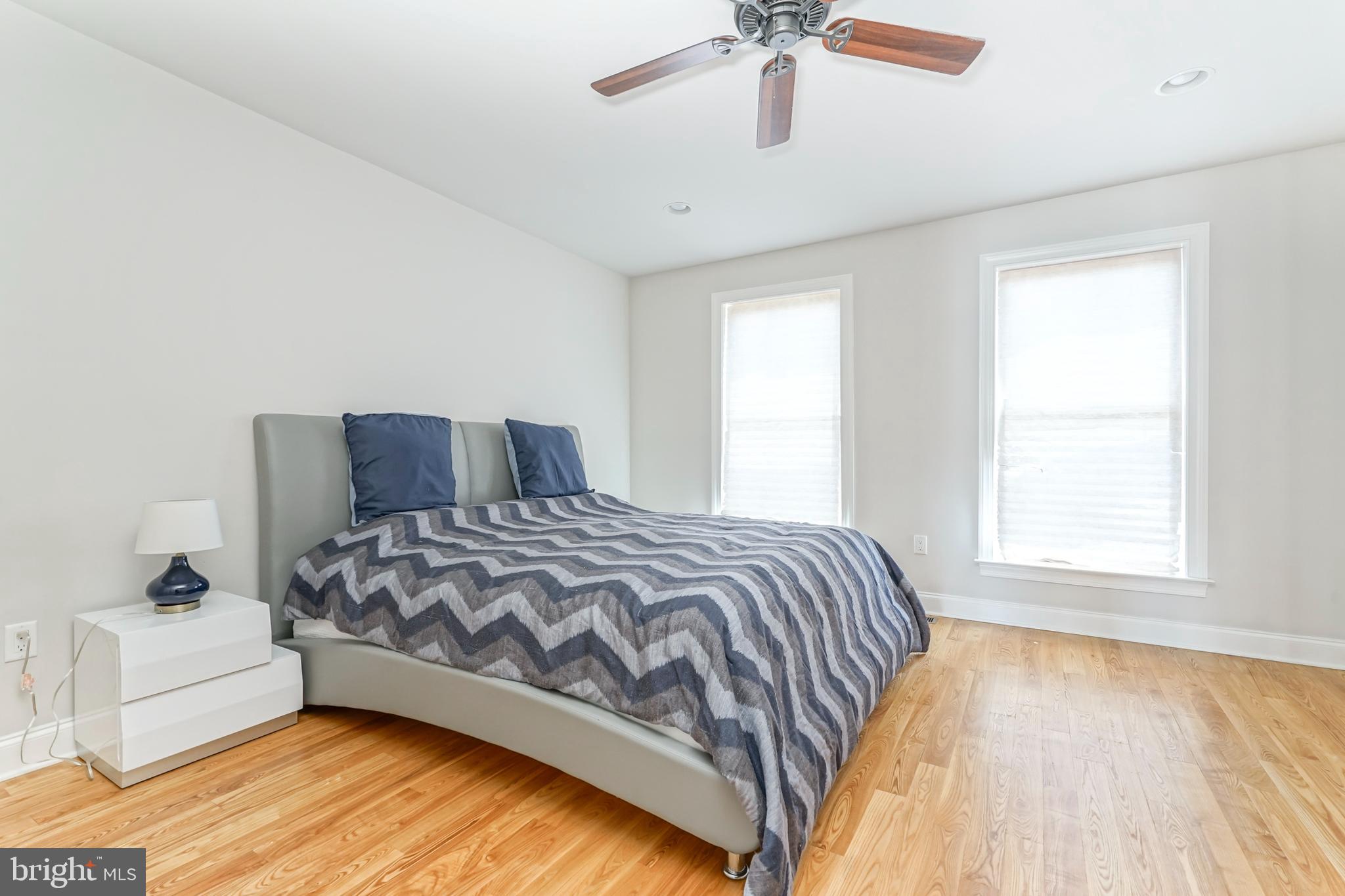 POINT BREEZE - Residential