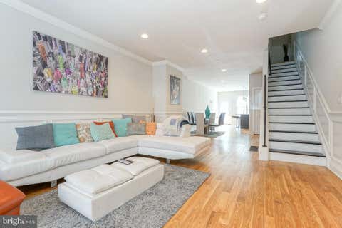 Townhouse For Sale - 2332 Ellsworth Street<br/> PHILADELPHIA, PA 19146
