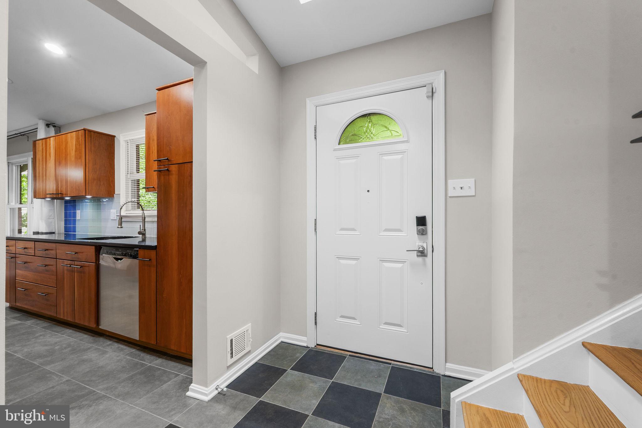FOX MILL ESTATES - Residential