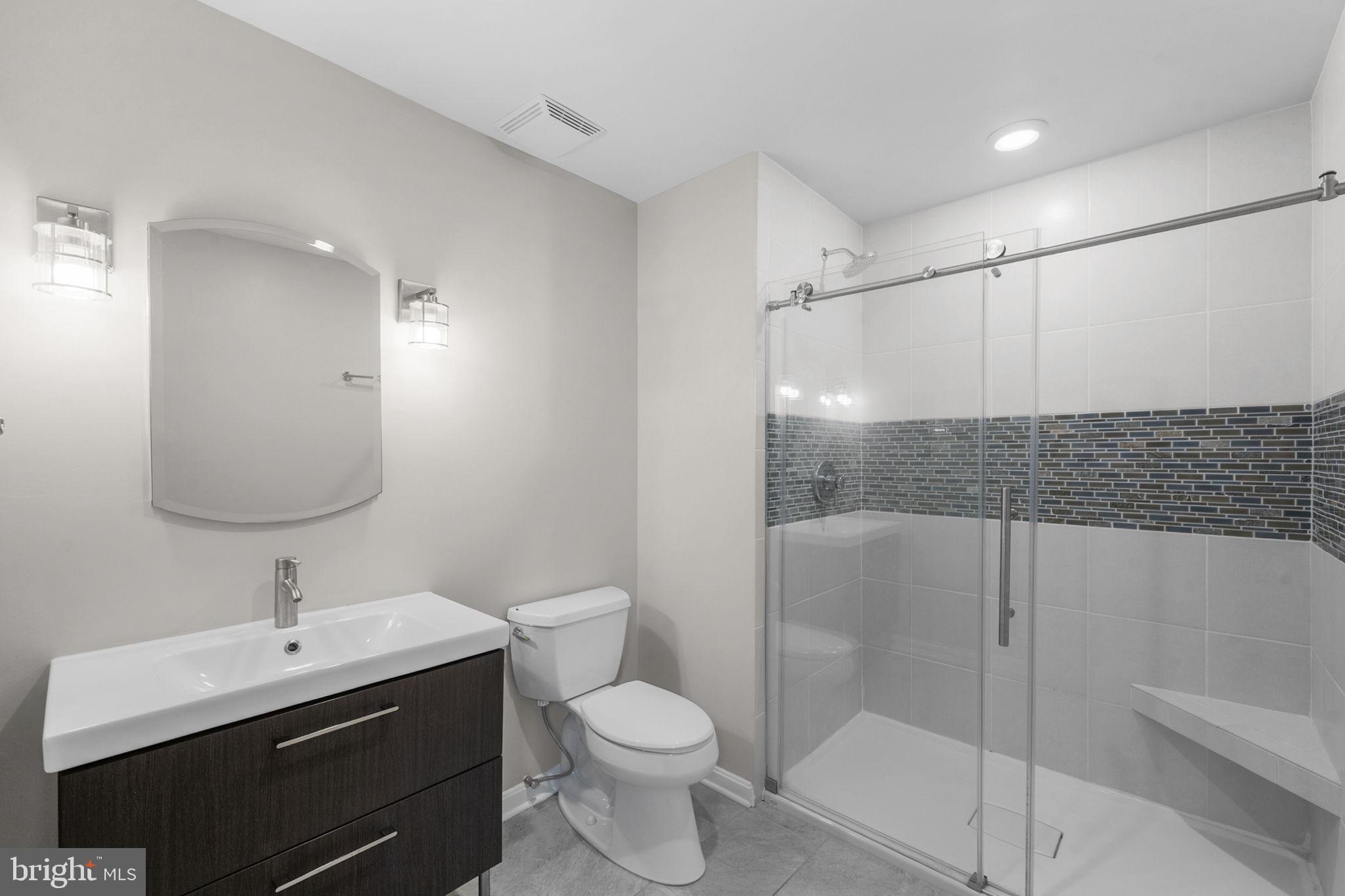 FOX MILL ESTATES - Residential