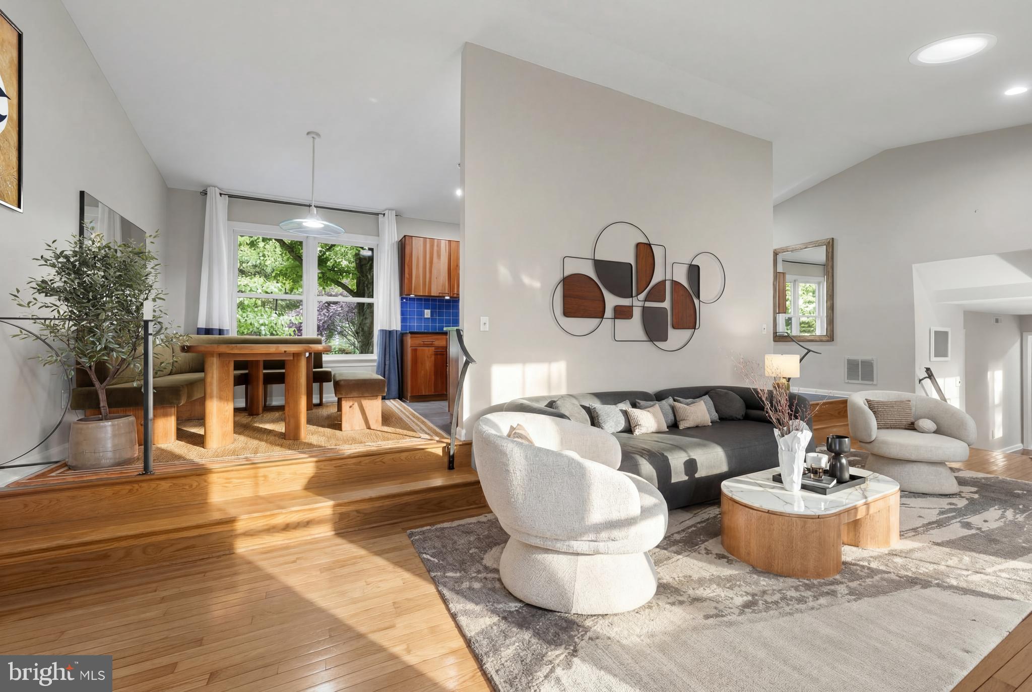 FOX MILL ESTATES - Residential