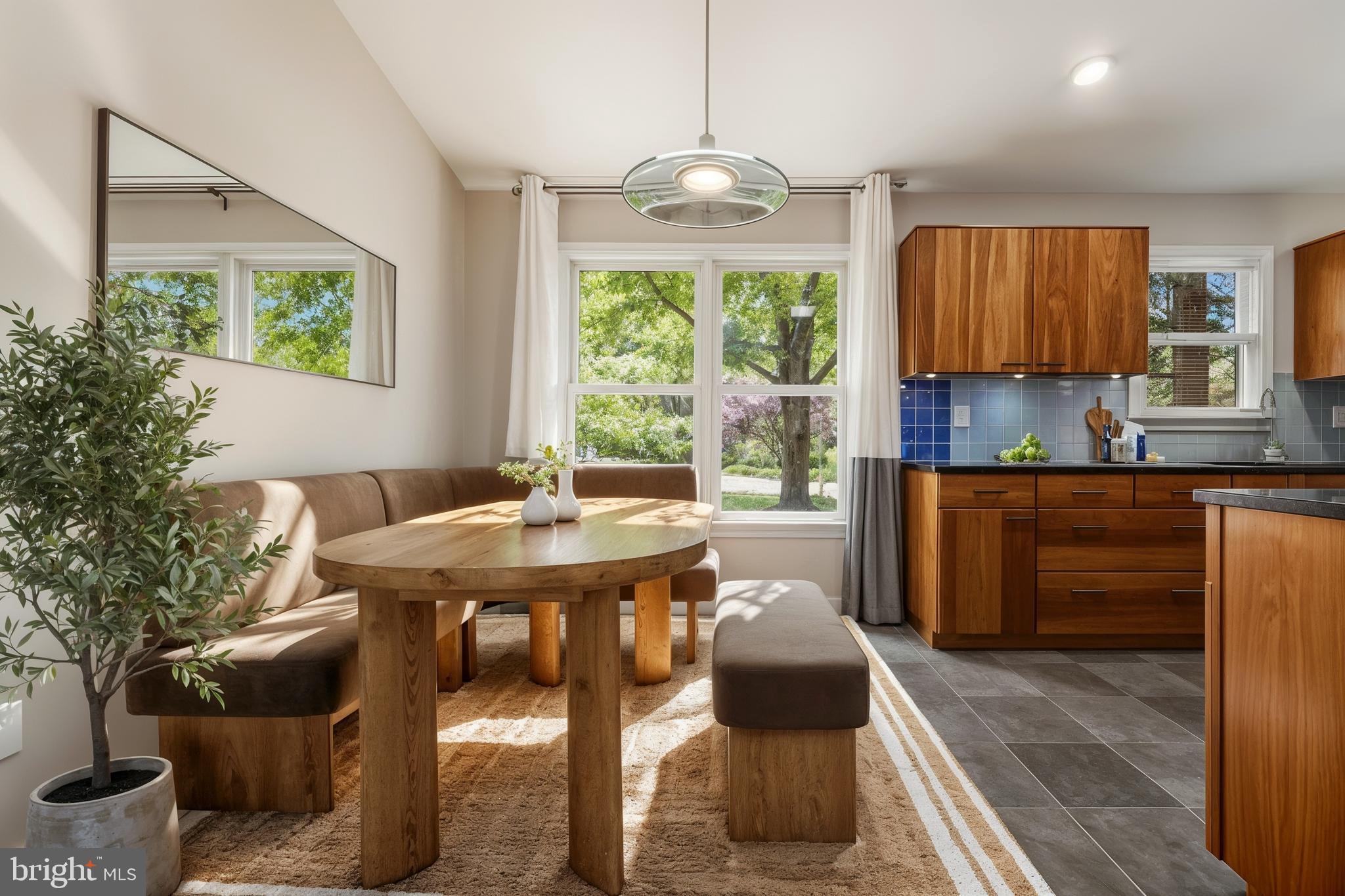 FOX MILL ESTATES - Residential