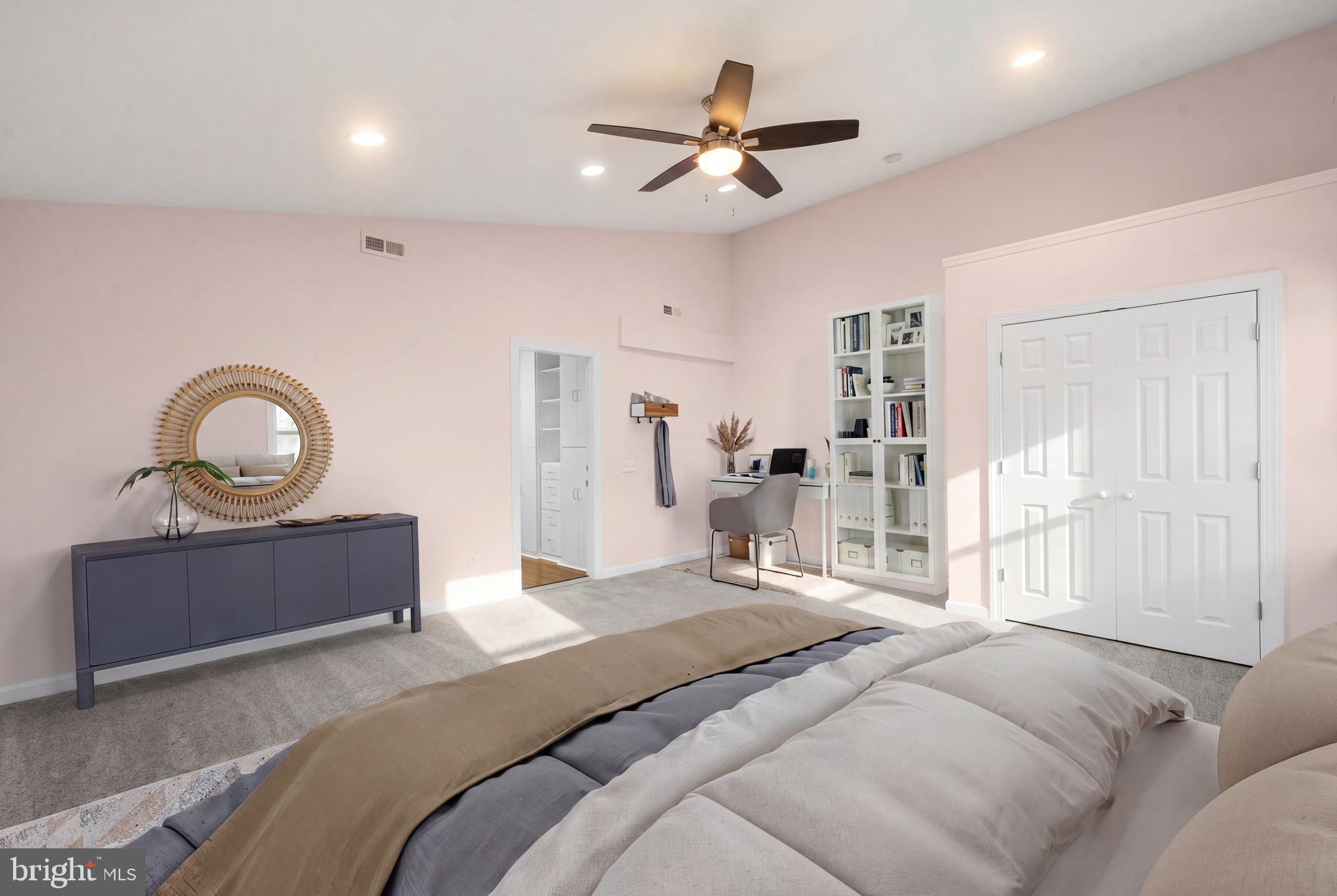 FOX MILL ESTATES - Residential