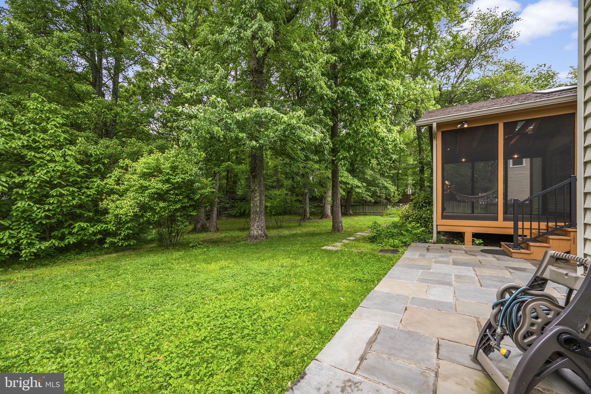 FOX MILL ESTATES - Residential