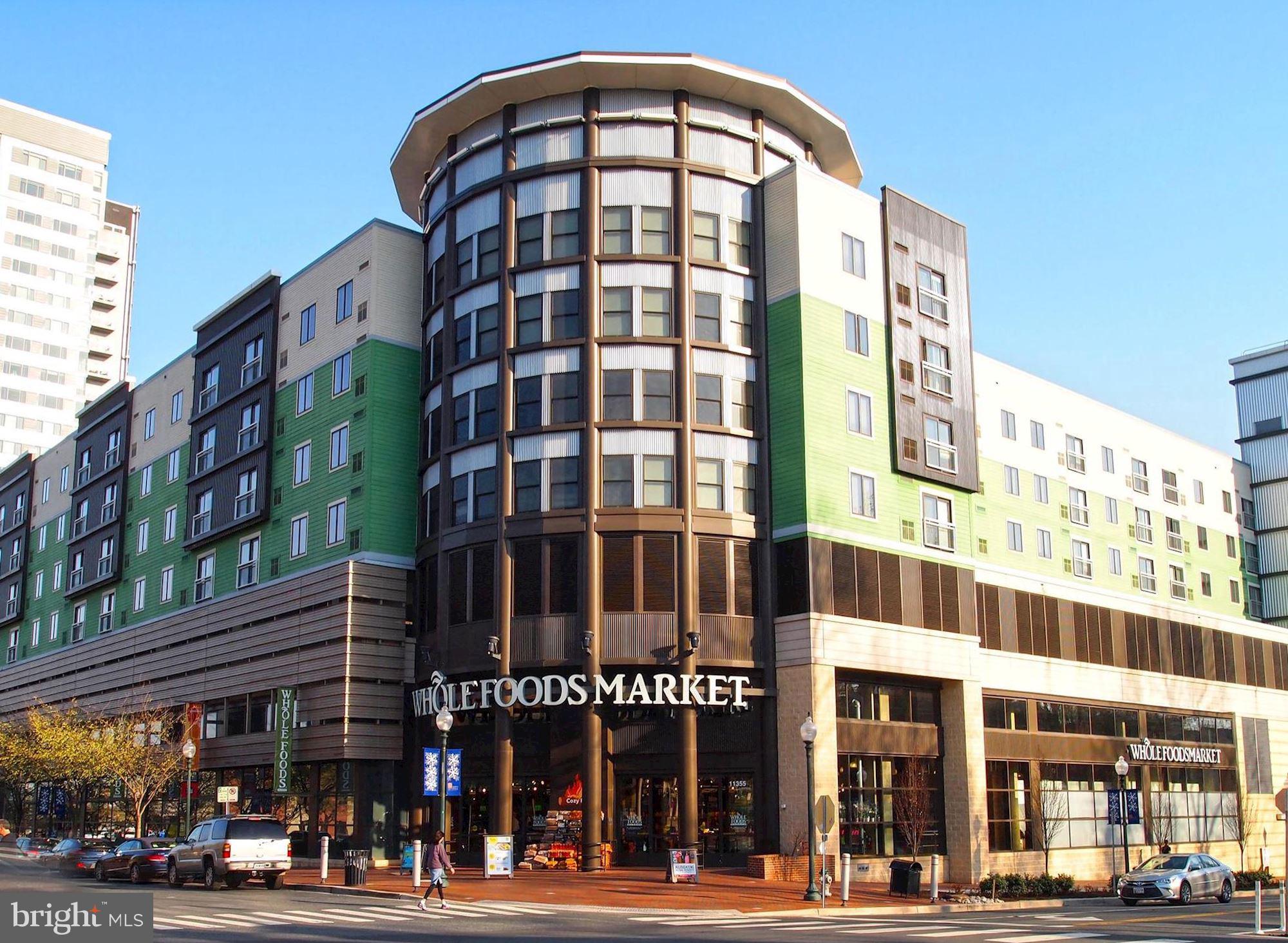 LUXMANOR - Residential