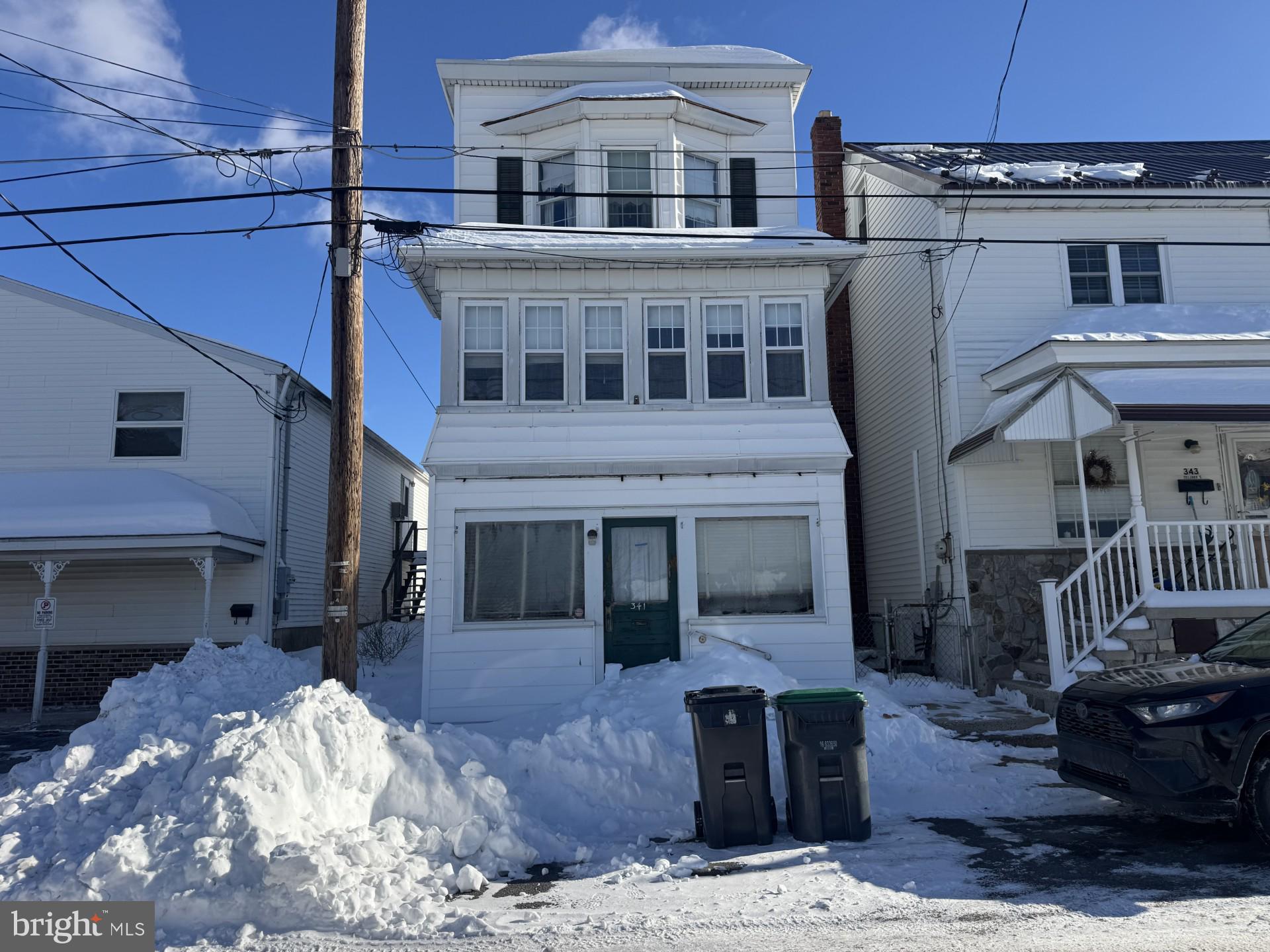 FRACKVILLE - Residential