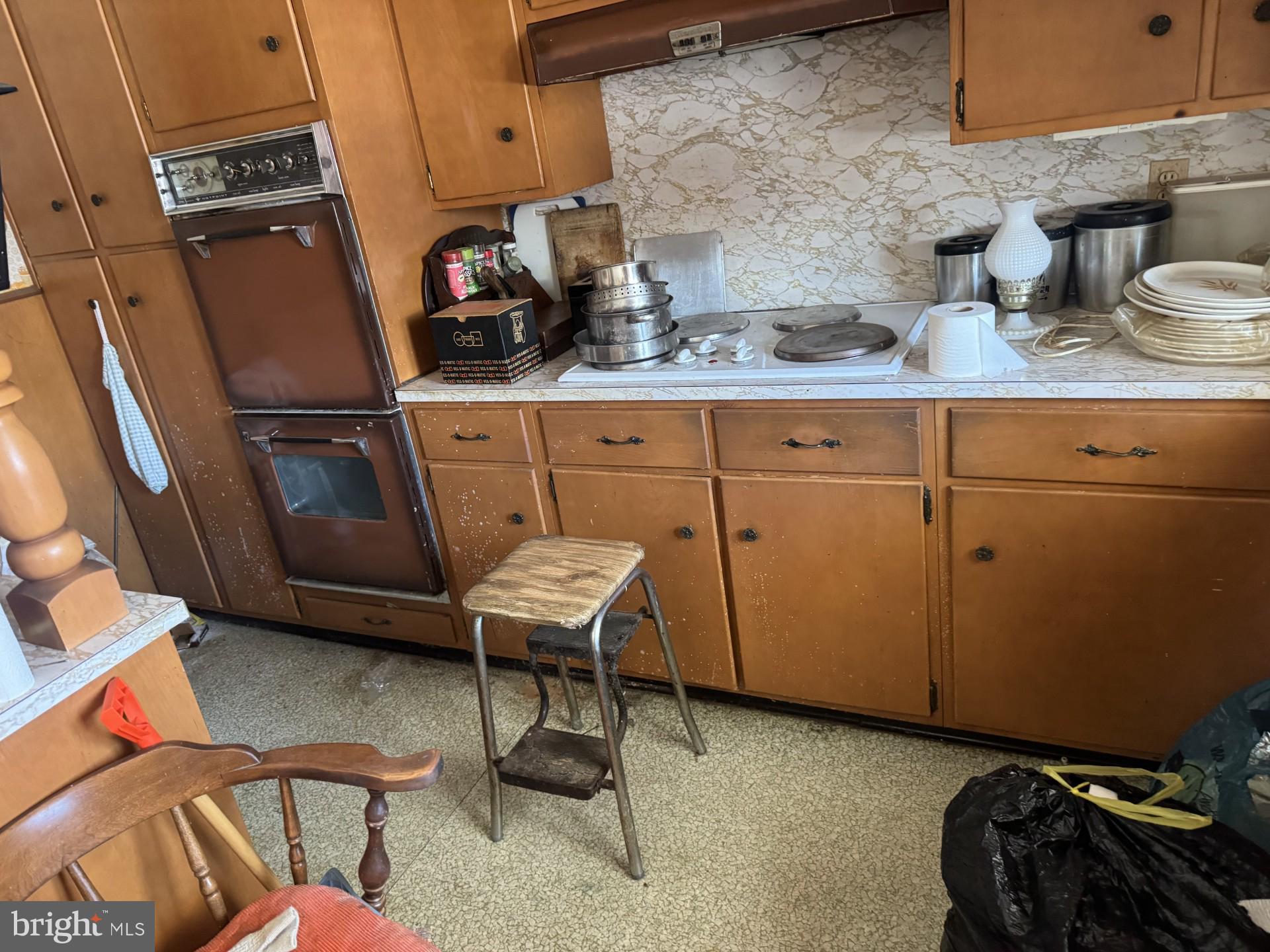 FRACKVILLE - Residential