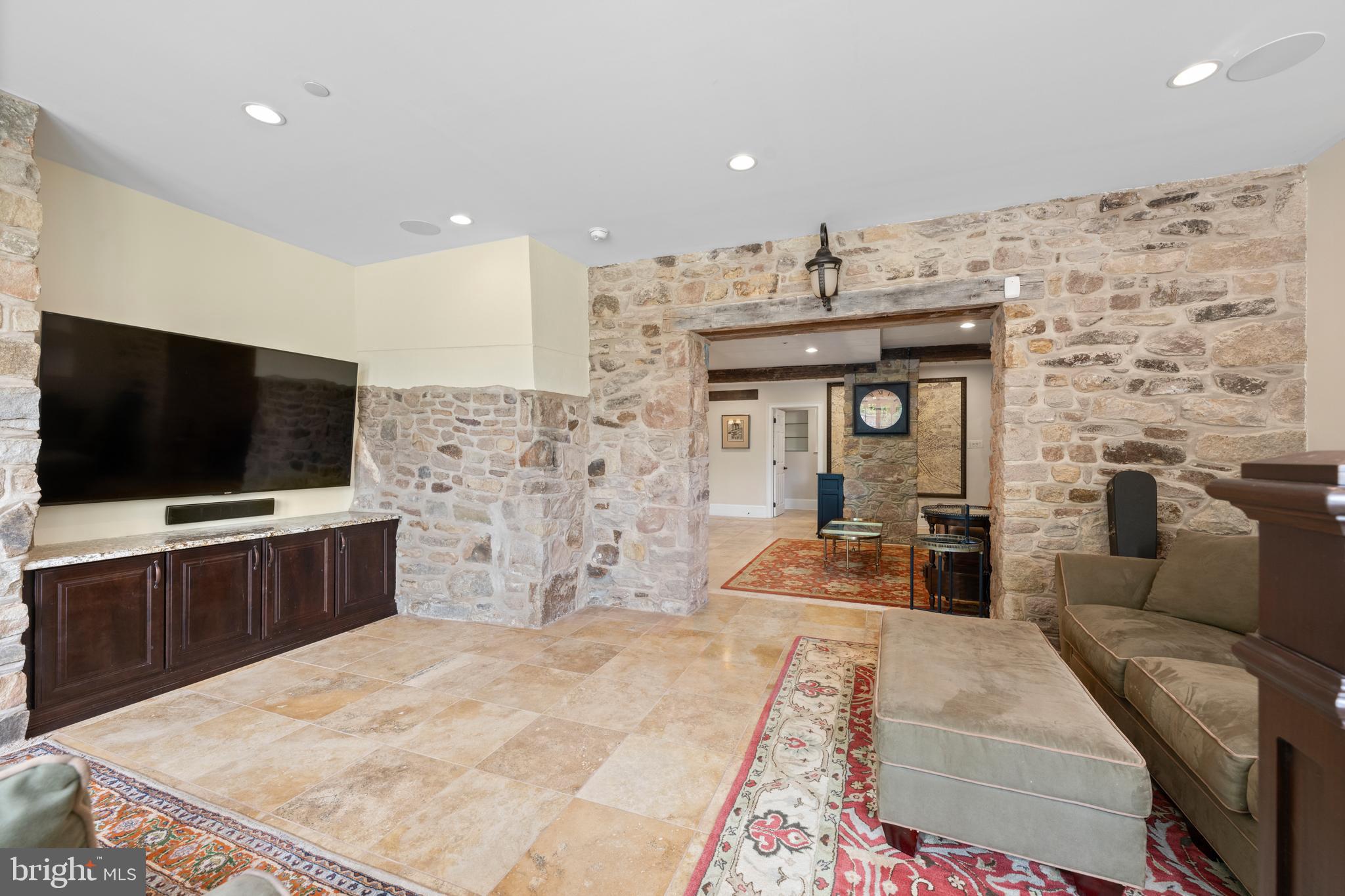 DOYLESTOWN - Residential