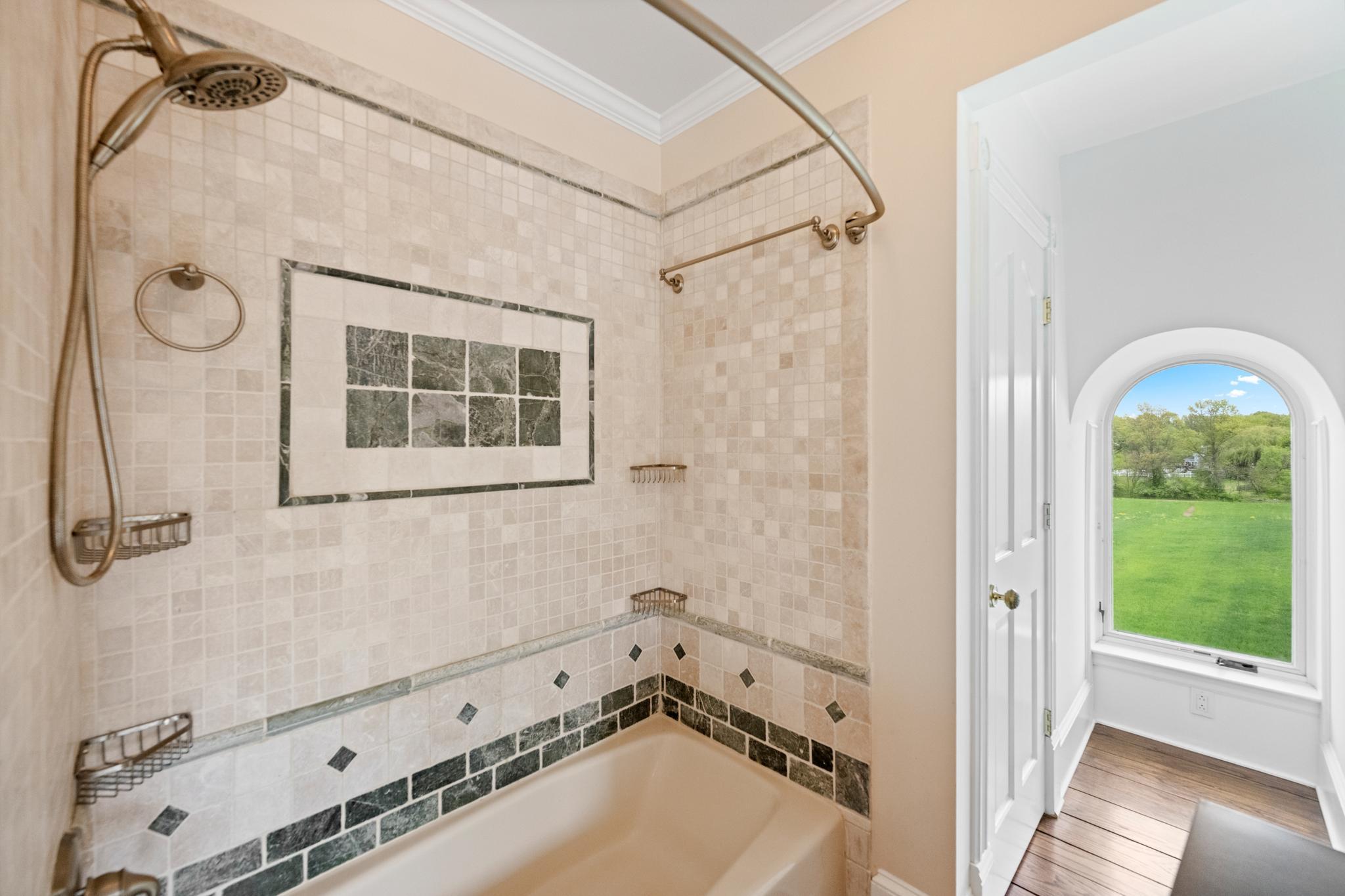 DOYLESTOWN - Residential